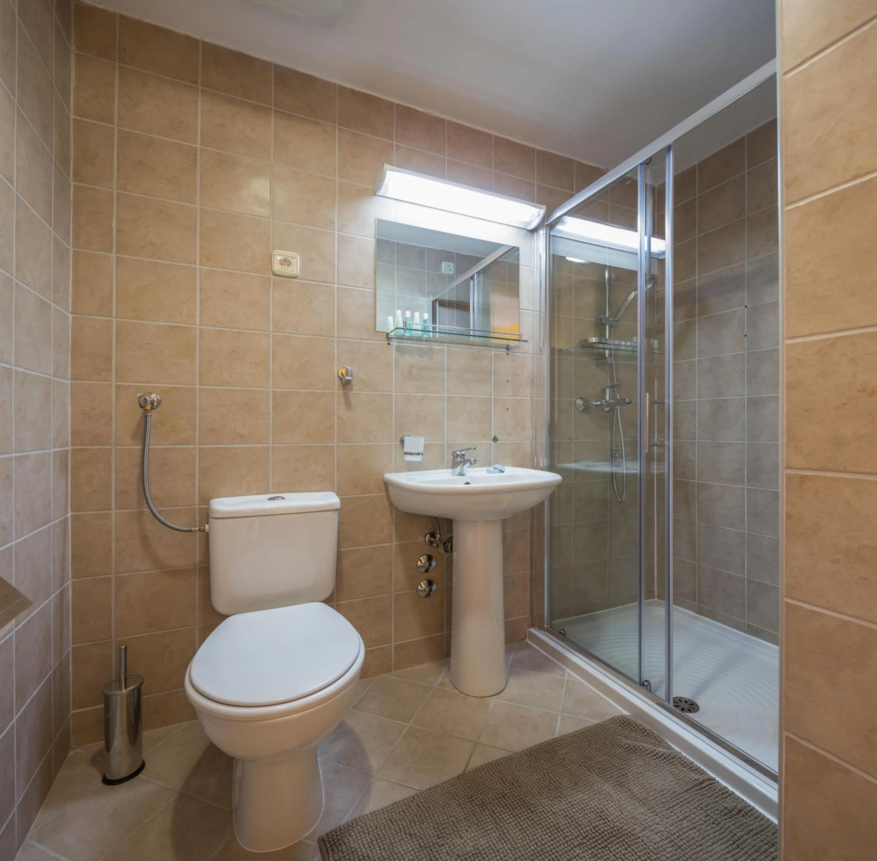 Shower in Villas Arausana & Antonina