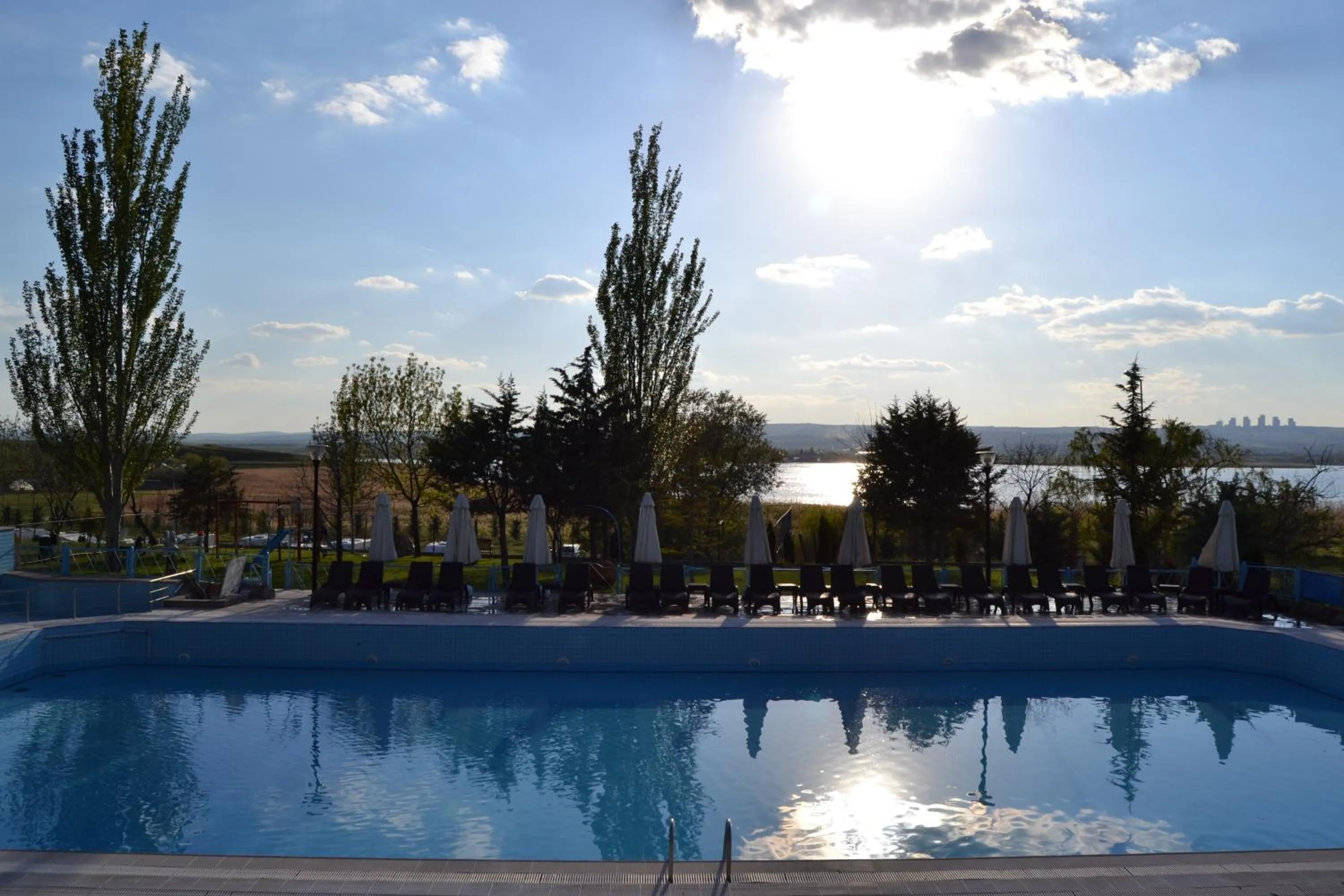 Ulasan Hotel Caravan Camping