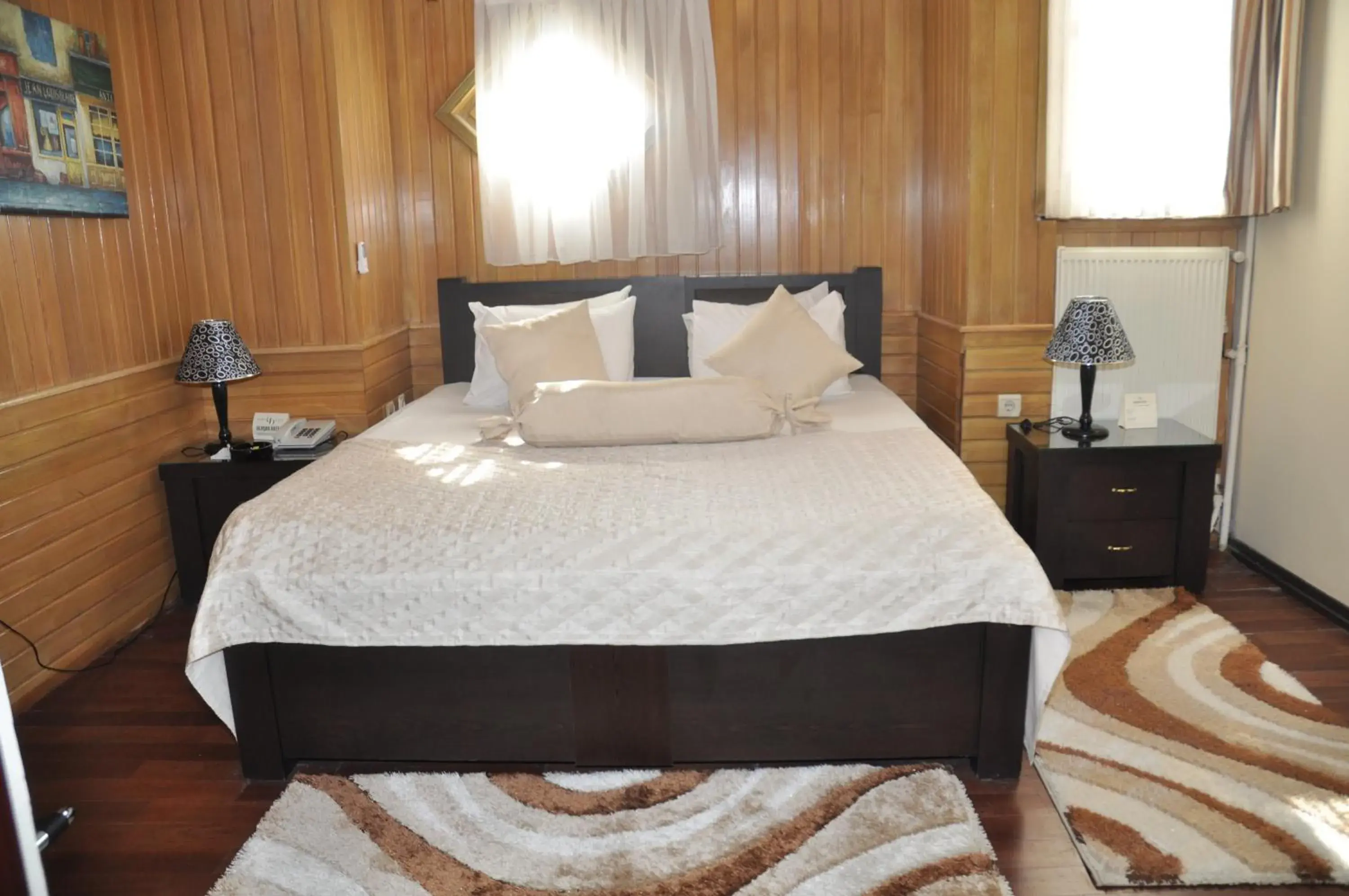 Suite with Garden View in Ulasan Hotel Caravan Camping Suite with Garden View in Ulasan Hotel Caravan Camping