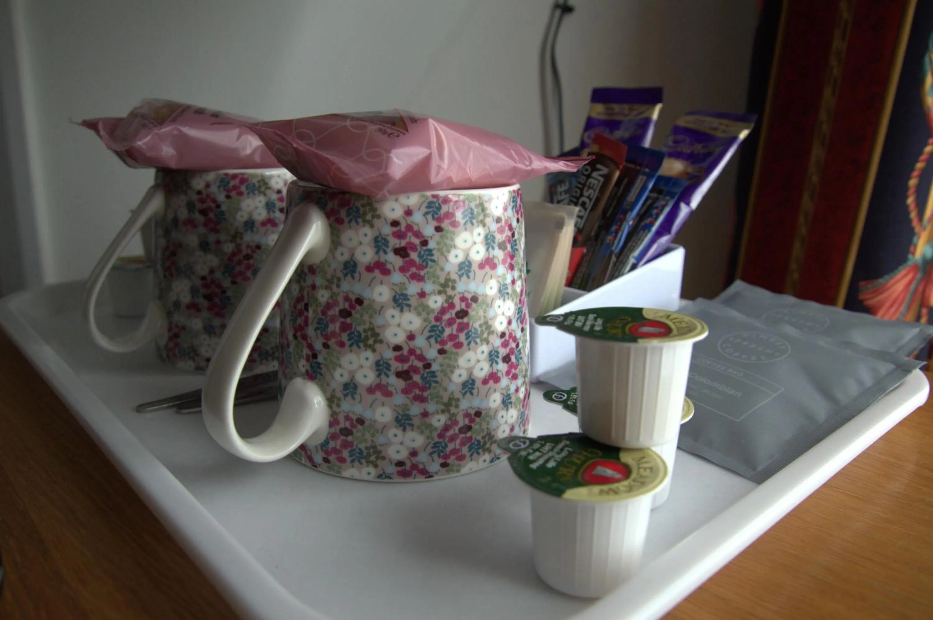 Coffee/tea facilities in The Ram at Tivetshall