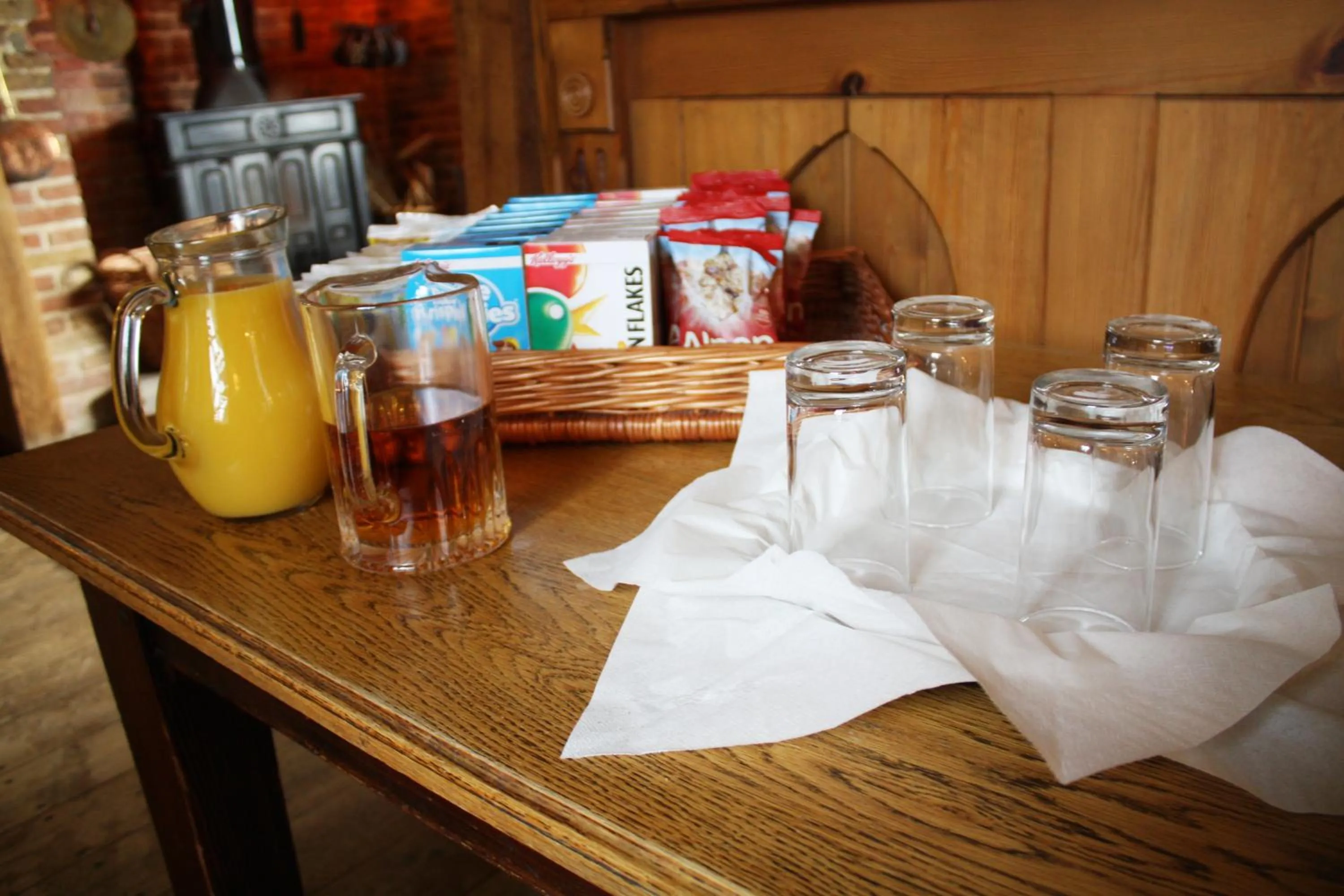 Restaurant/places to eat in The Ram at Tivetshall