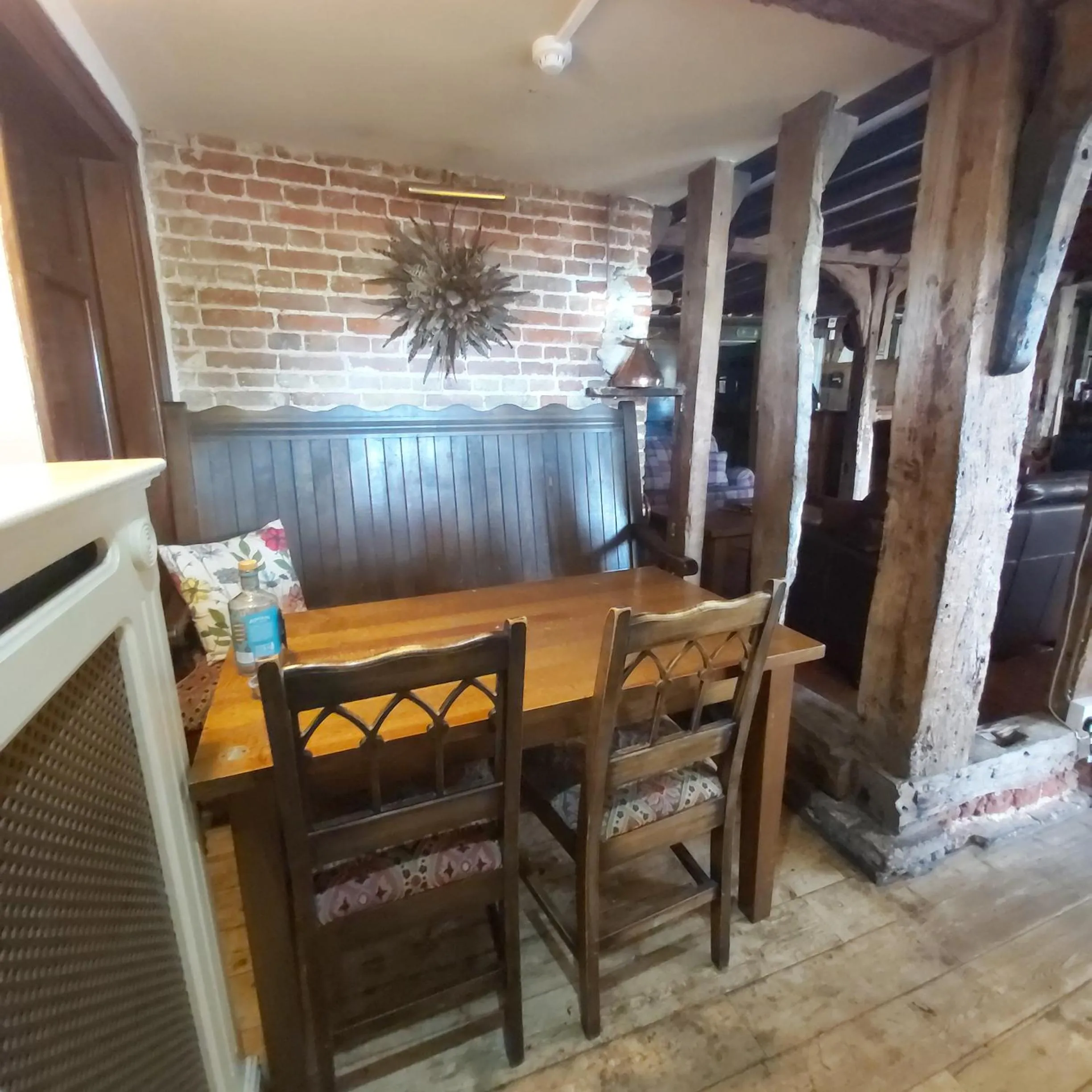 Restaurant/places to eat in The Ram at Tivetshall