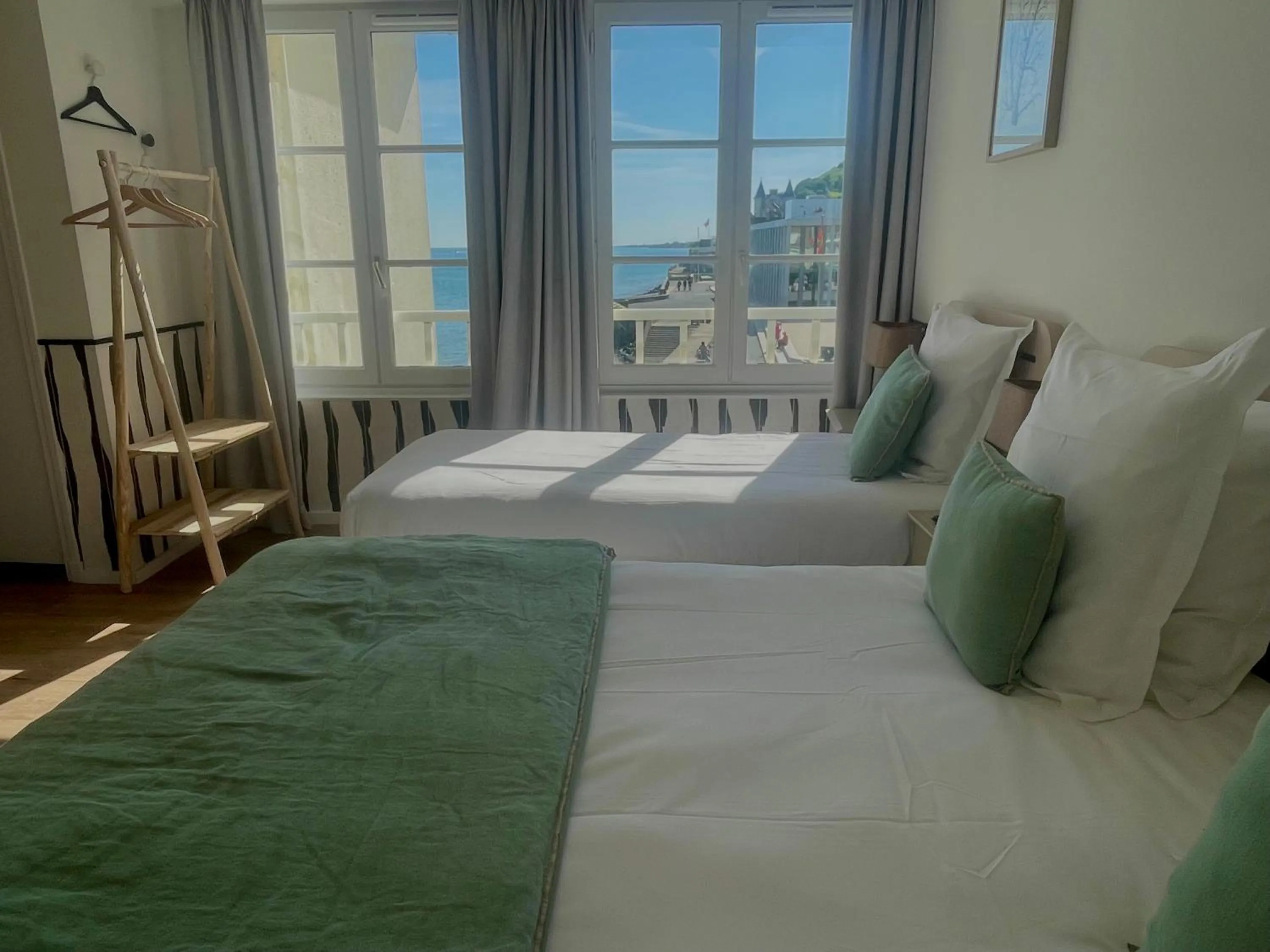 Bed in Hôtel De La Marine