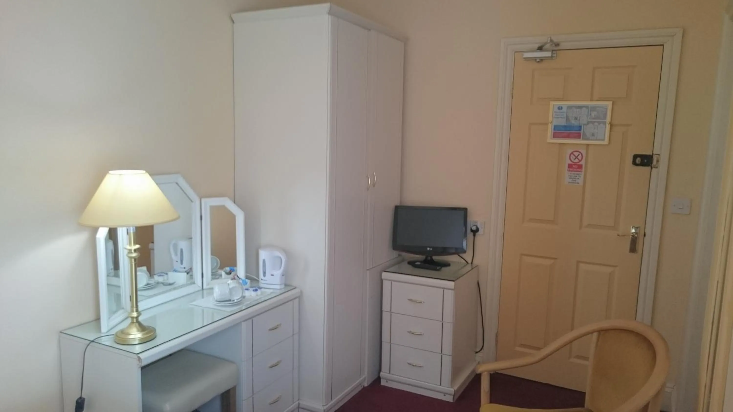 TV and multimedia in The Belgrave Hotel Tenby