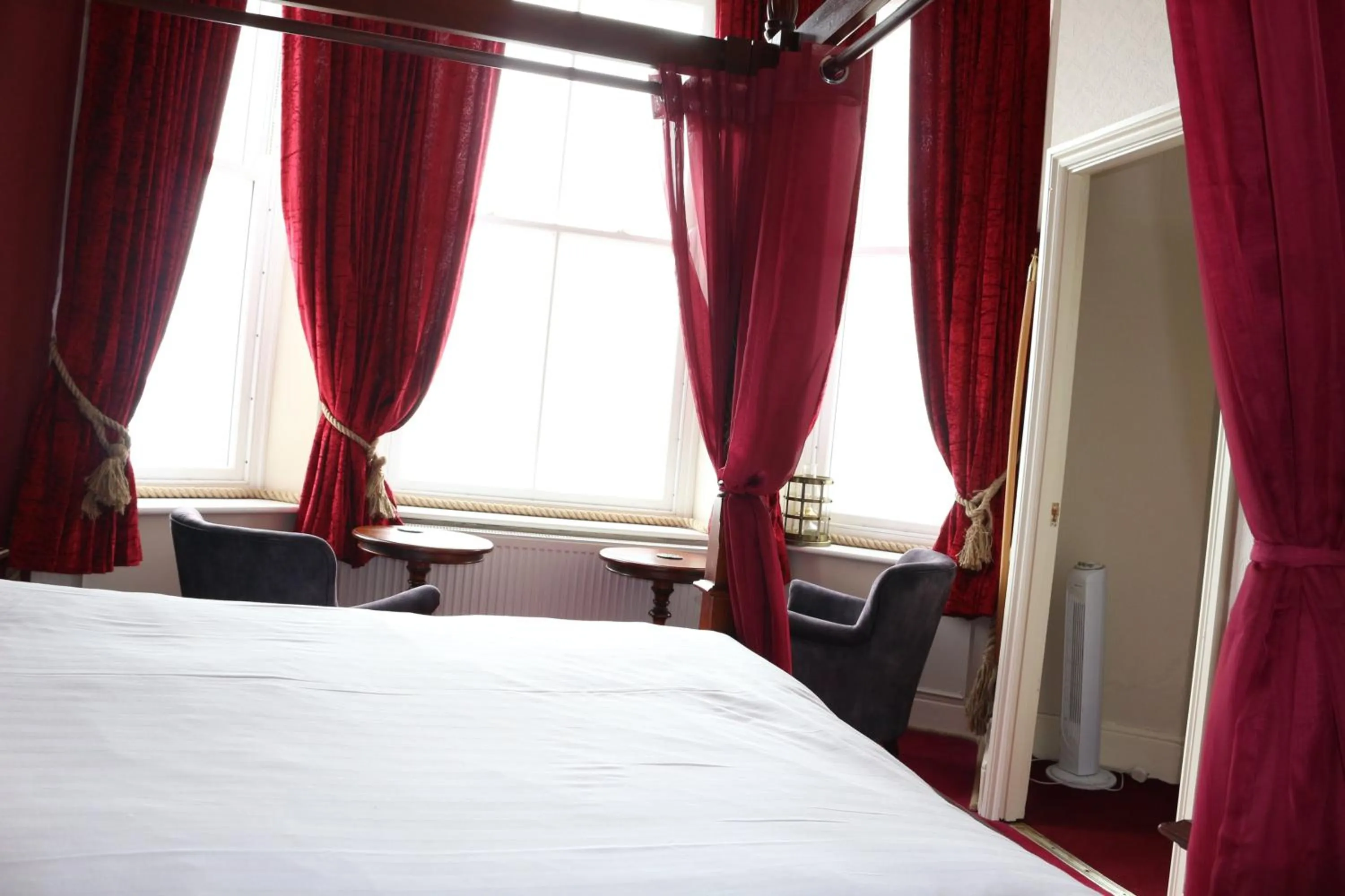 Bedroom, Bed in The Belgrave Hotel Tenby