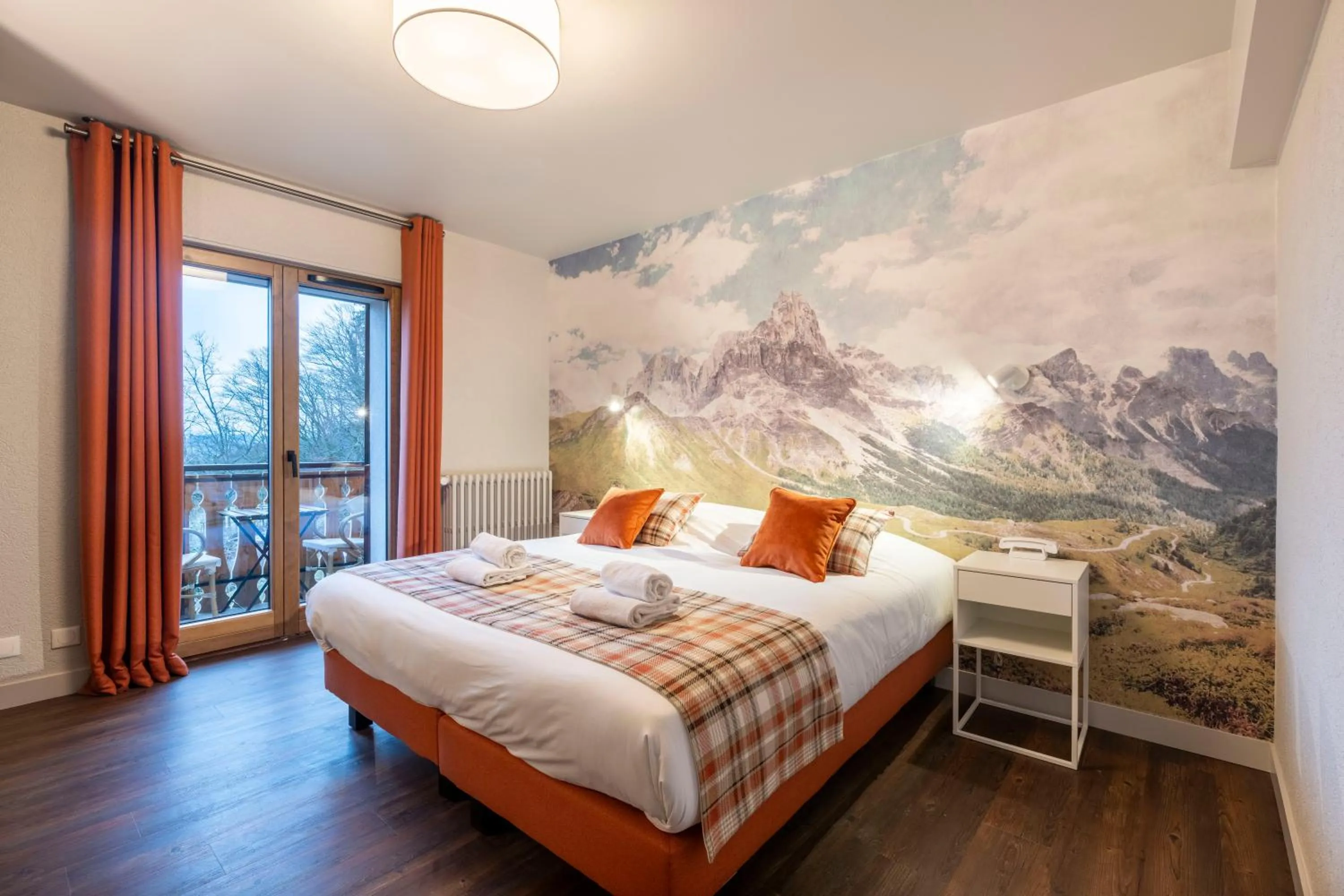 Bedroom, Bed in Hotel Le Bois Joli