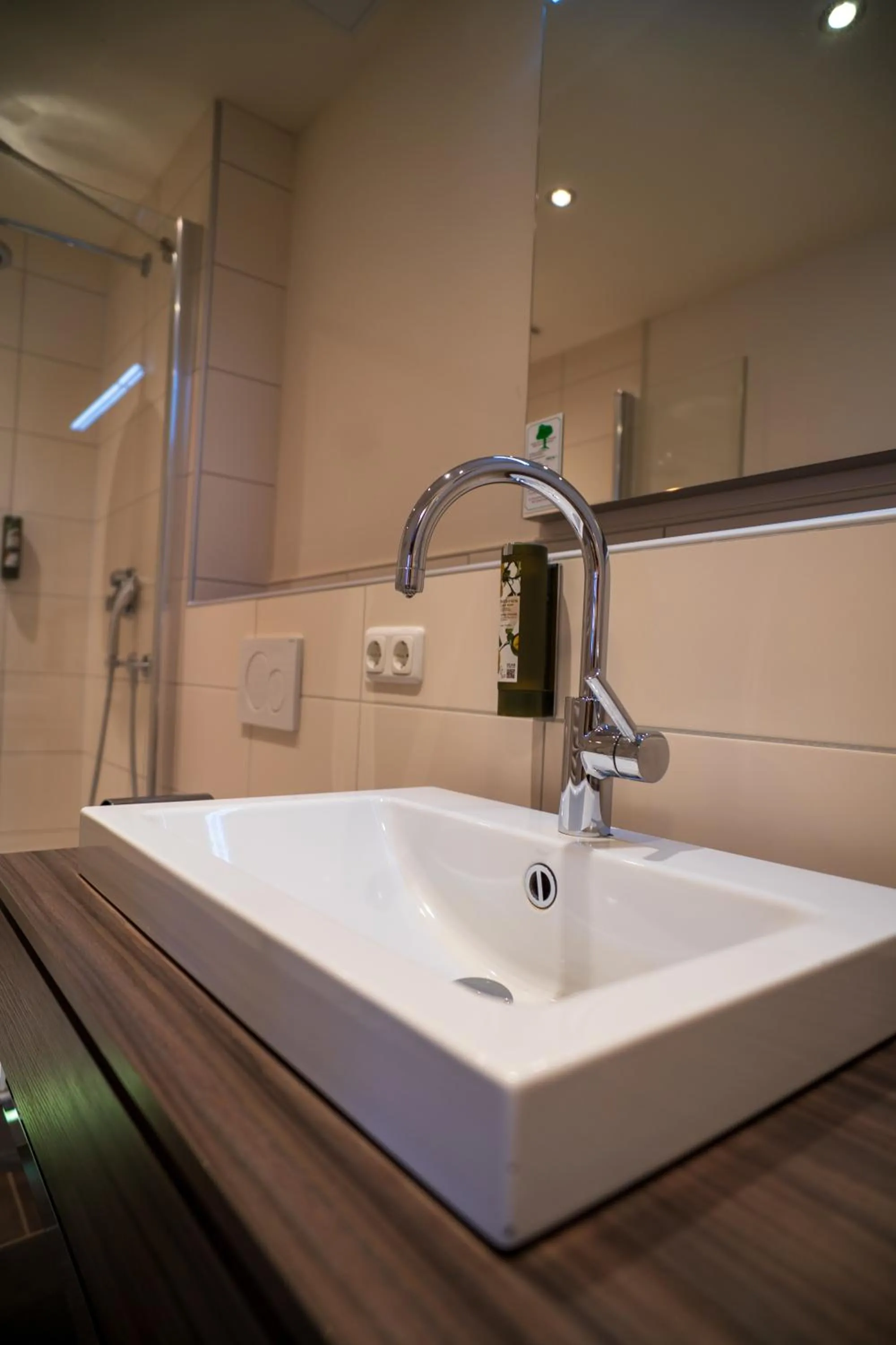 Shower in Klosterhotel Wöltingerode