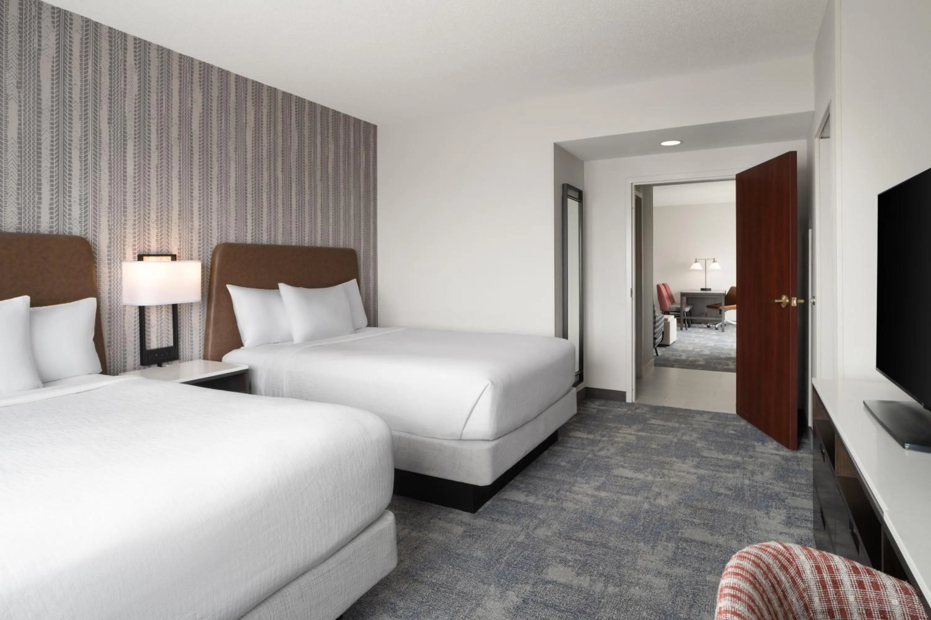 Bedroom, Bed in Embassy Suites by Hilton Charlotte Concord Golf Resort & Spa