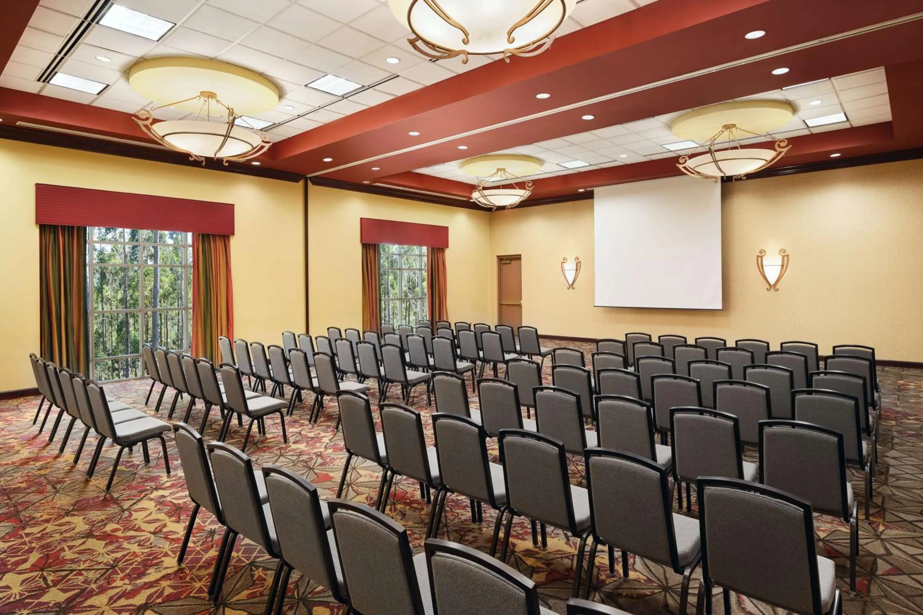 Meeting/conference room in Embassy Suites by Hilton Charlotte Concord Golf Resort & Spa