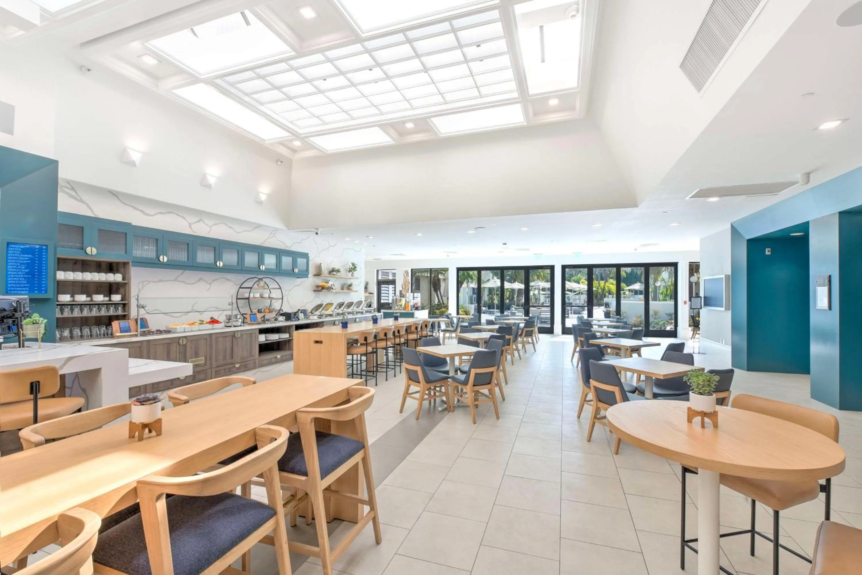 Restaurant/places to eat in Hilton Irvine/Orange County Airport