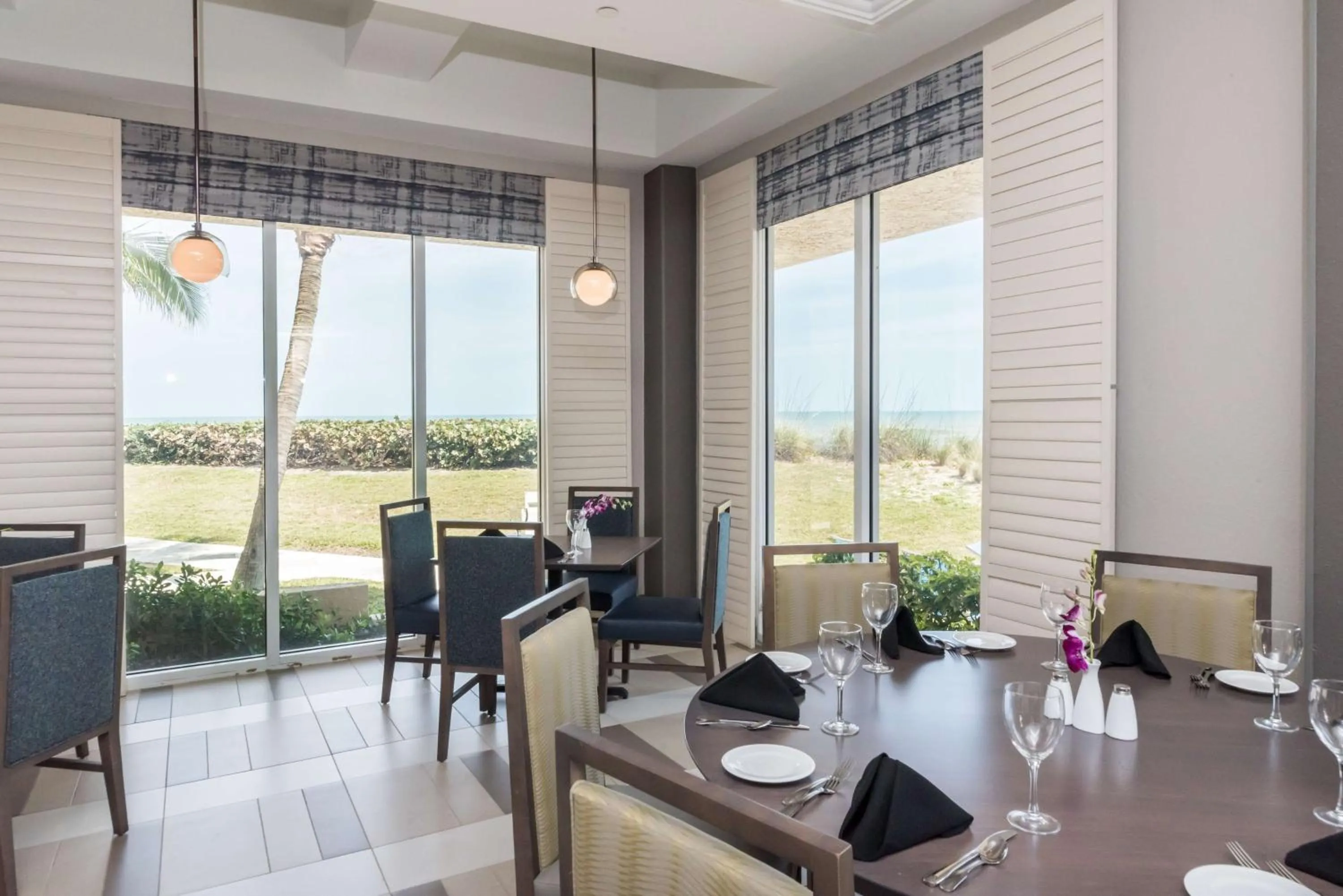 Restaurant/places to eat in Hilton Melbourne Beach Oceanfront