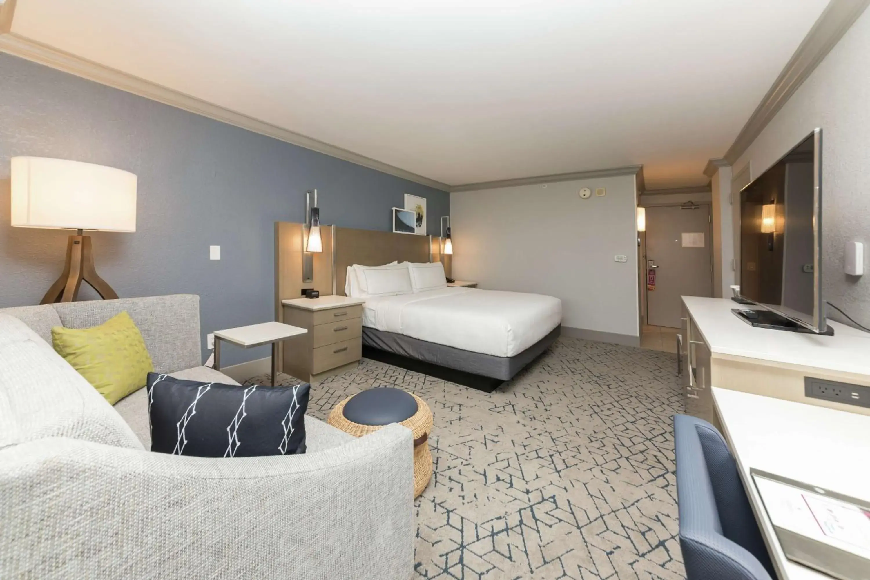 King Room with Sofa Bed in Hilton Melbourne Beach Oceanfront King Room with Sofa Bed in Hilton Melbourne Beach Oceanfront