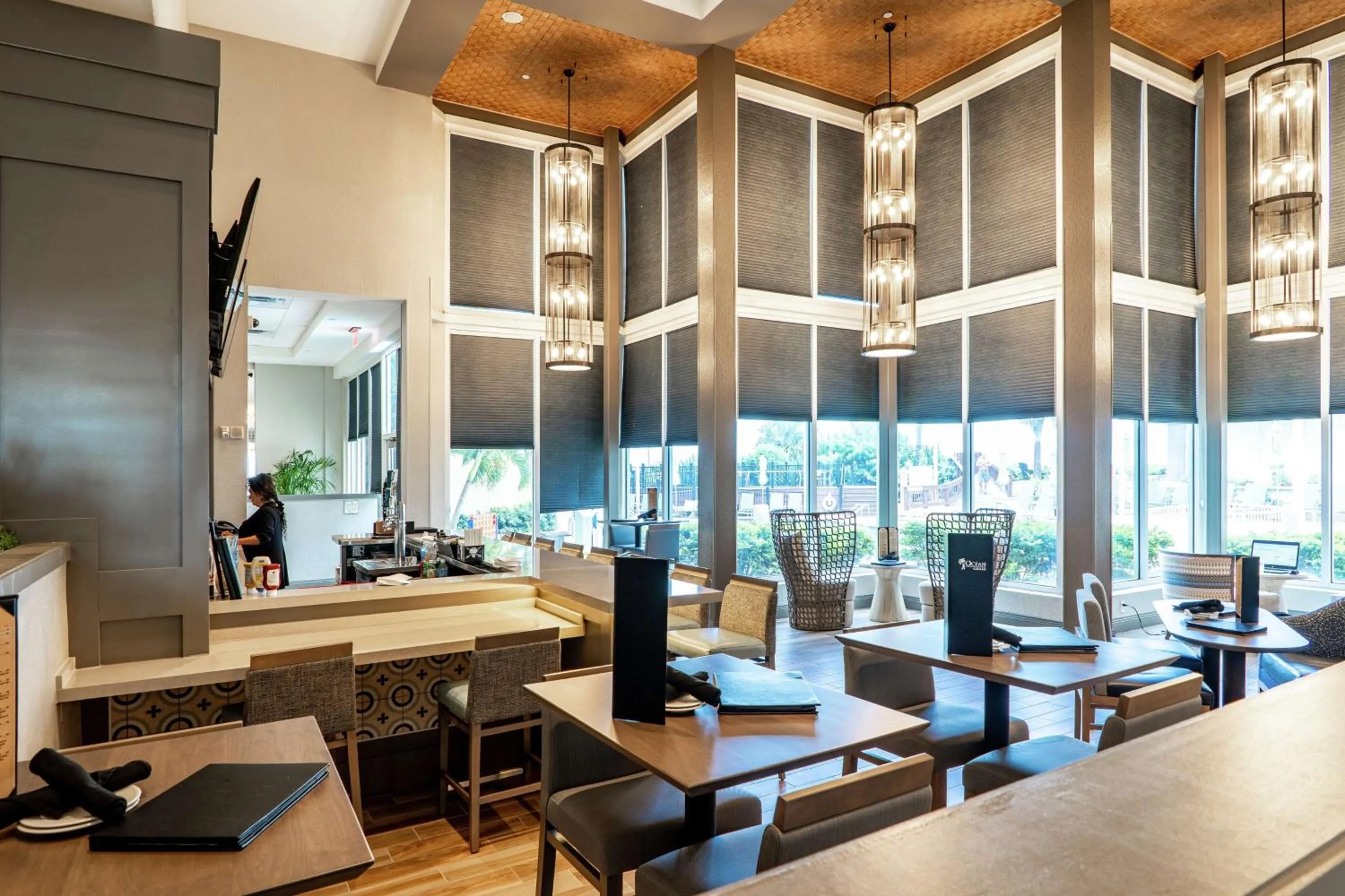 Restaurant/places to eat in Hilton Melbourne Beach Oceanfront