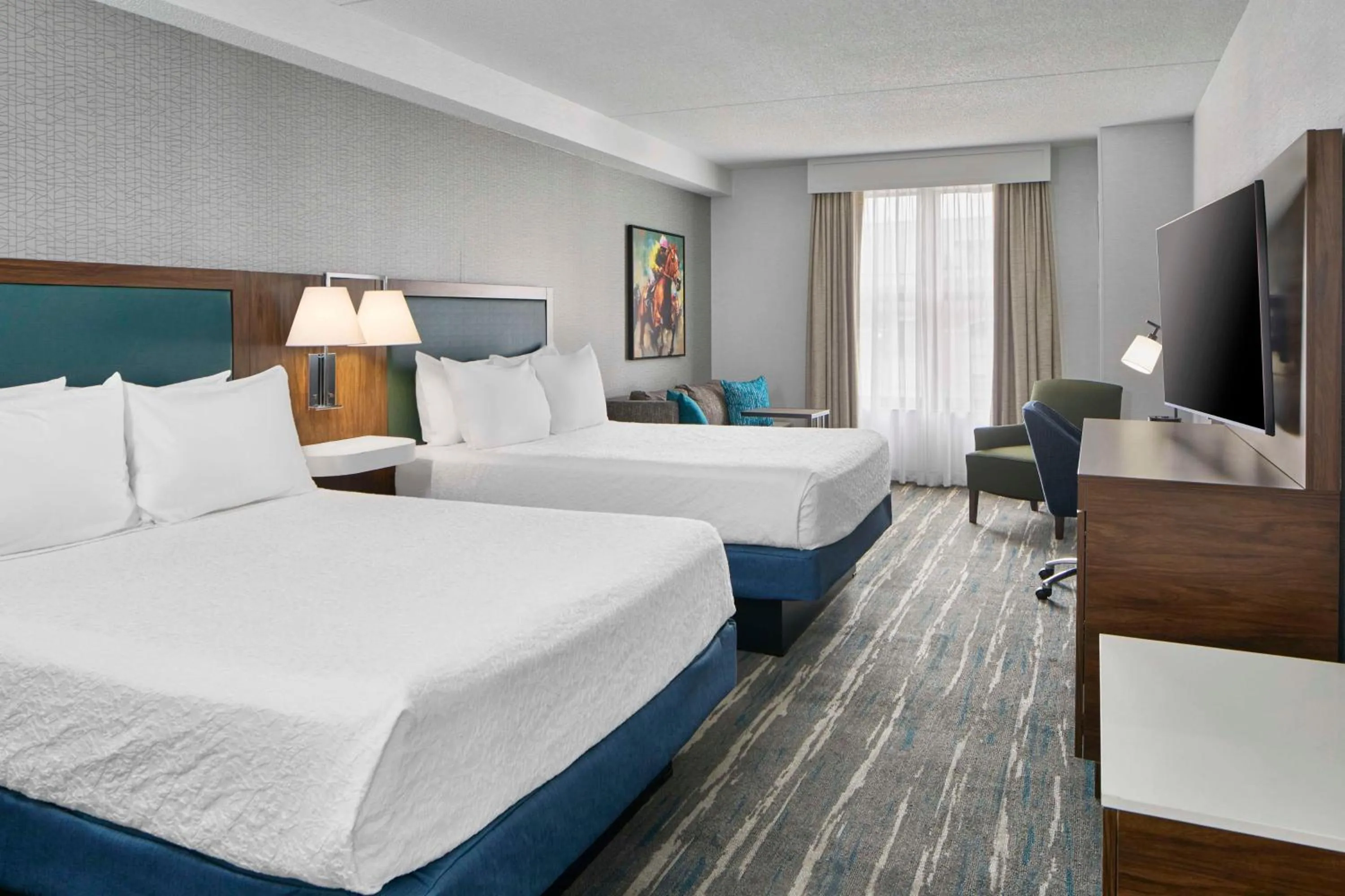 Bed in Hampton Inn & Suites Saratoga Springs Downtown