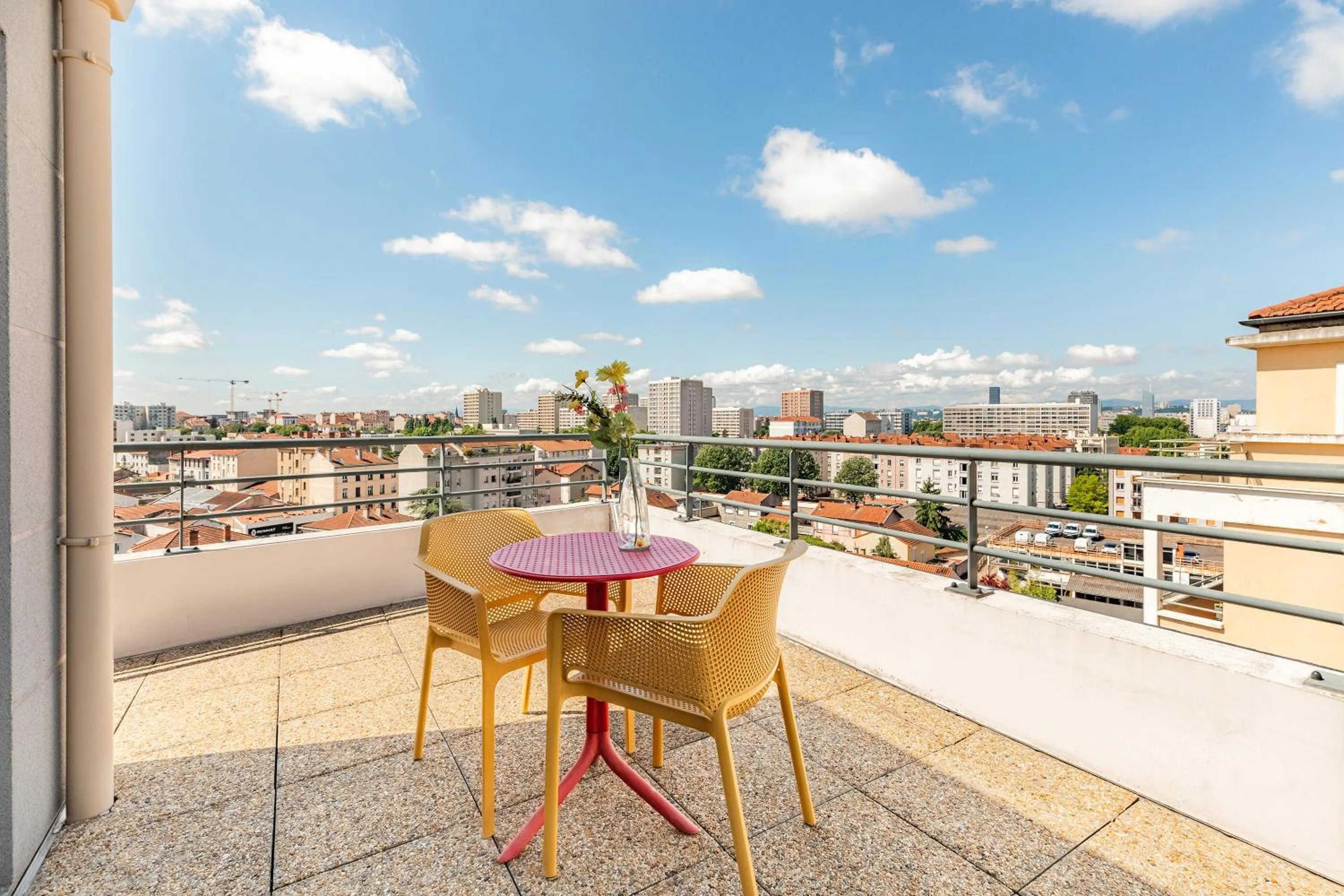 Balcony/Terrace in Appart'City Classic Lyon Villeurbanne