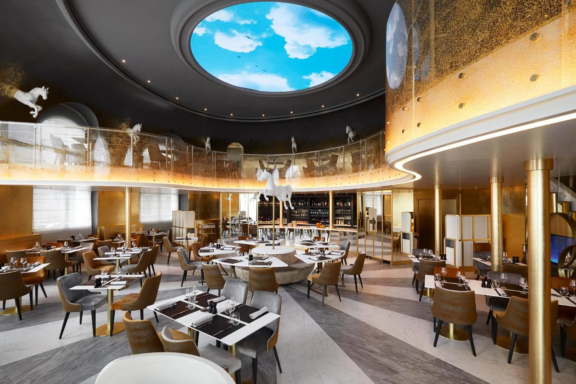 Restaurant/places to eat in Hotel Le Negresco