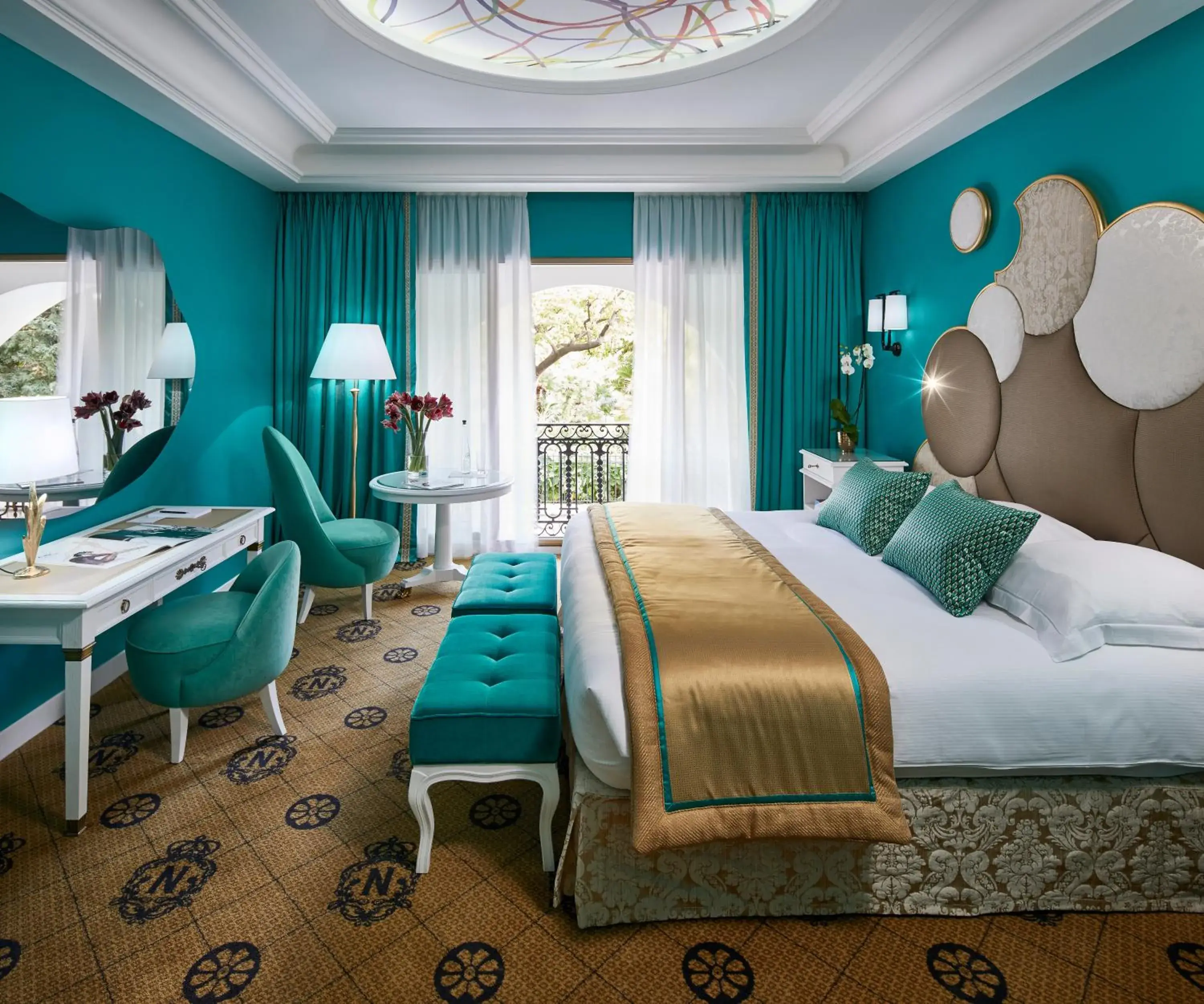 Rivoli Double Room in Hotel Le Negresco Rivoli Double Room in Hotel Le Negresco