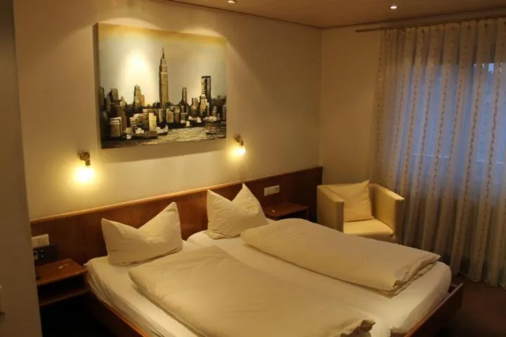 Bed in Hotel Garni Krone