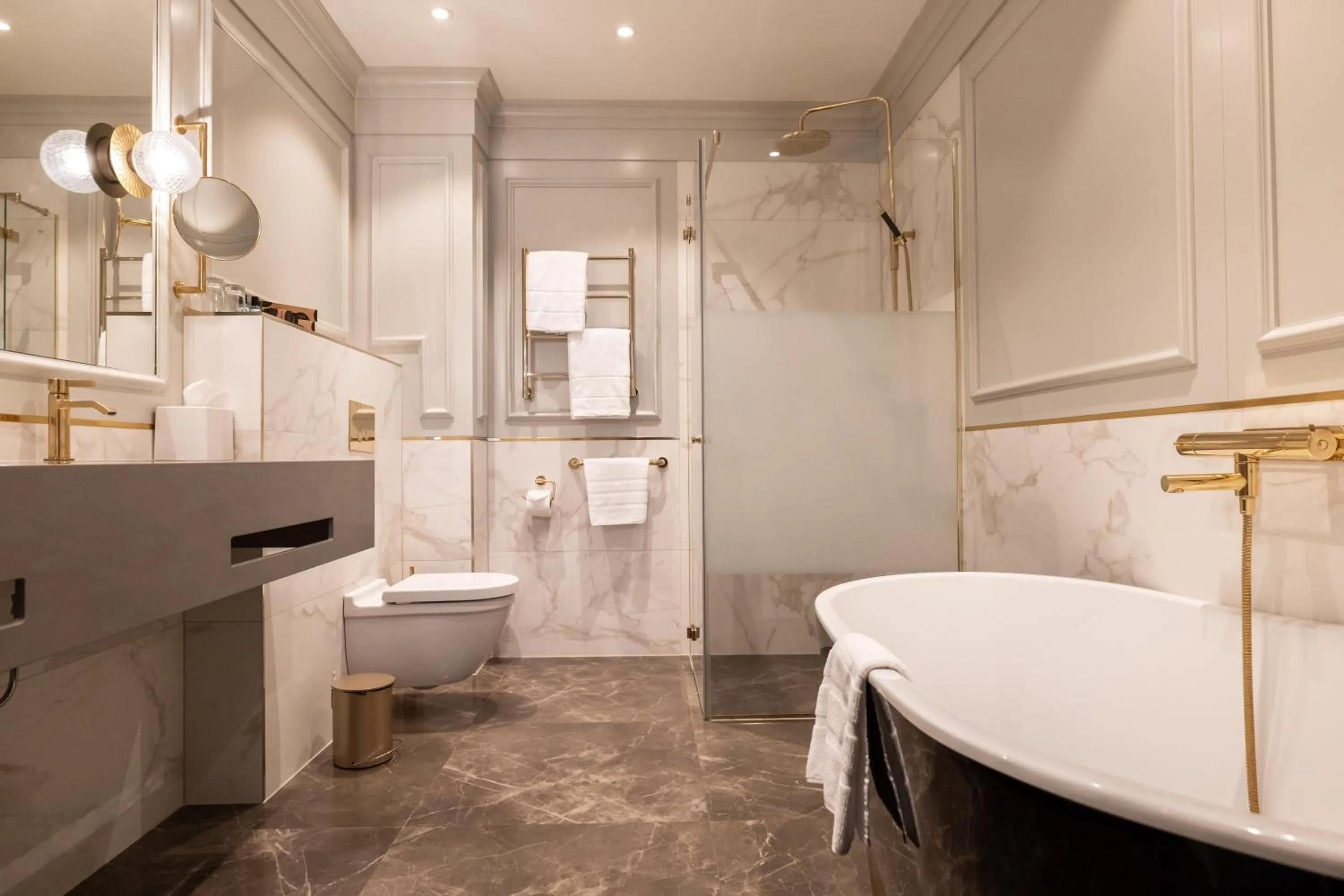 Shower in ProfilHotels Calmar Stadshotell