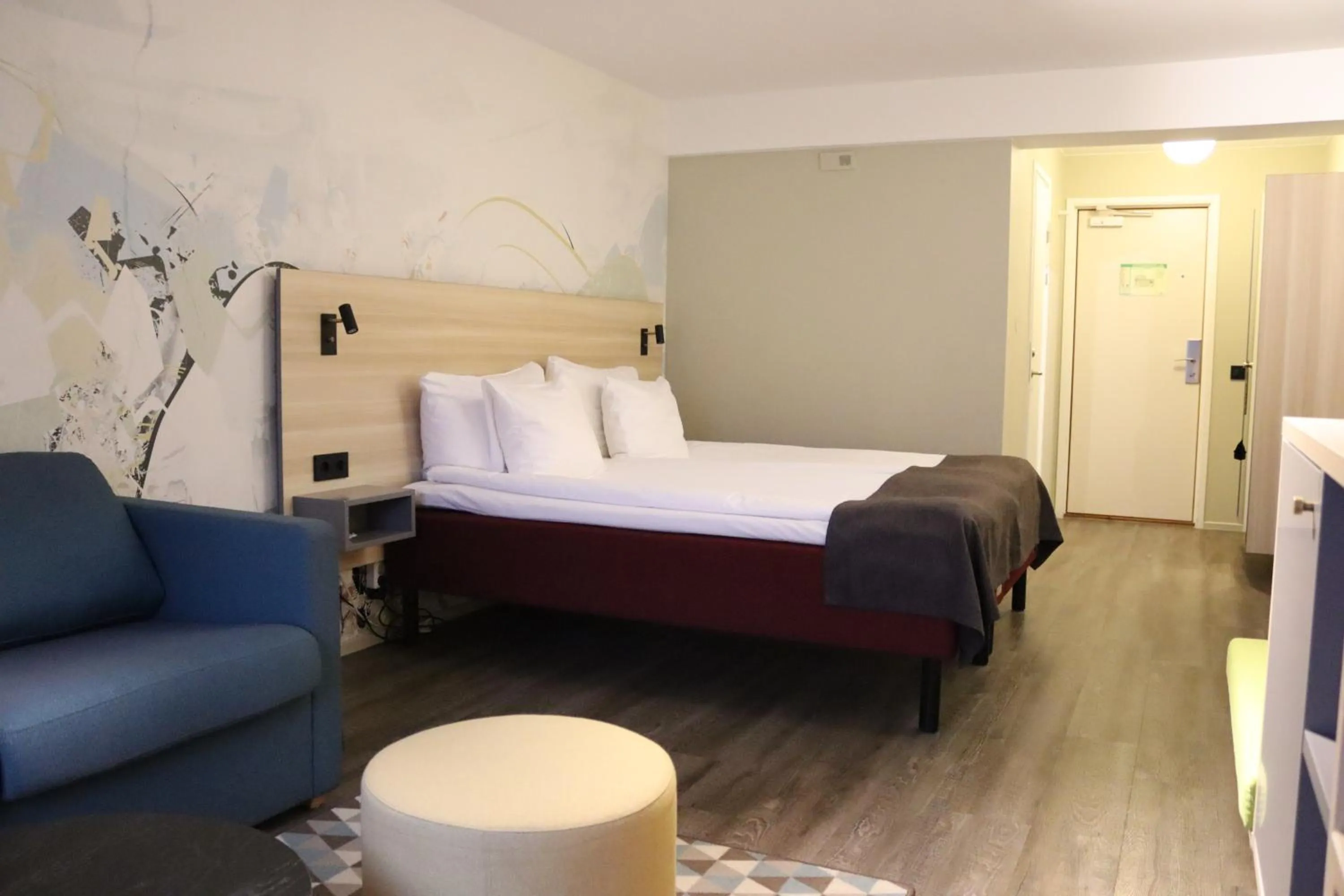 Property building, Bed in ProfilHotels Calmar Stadshotell