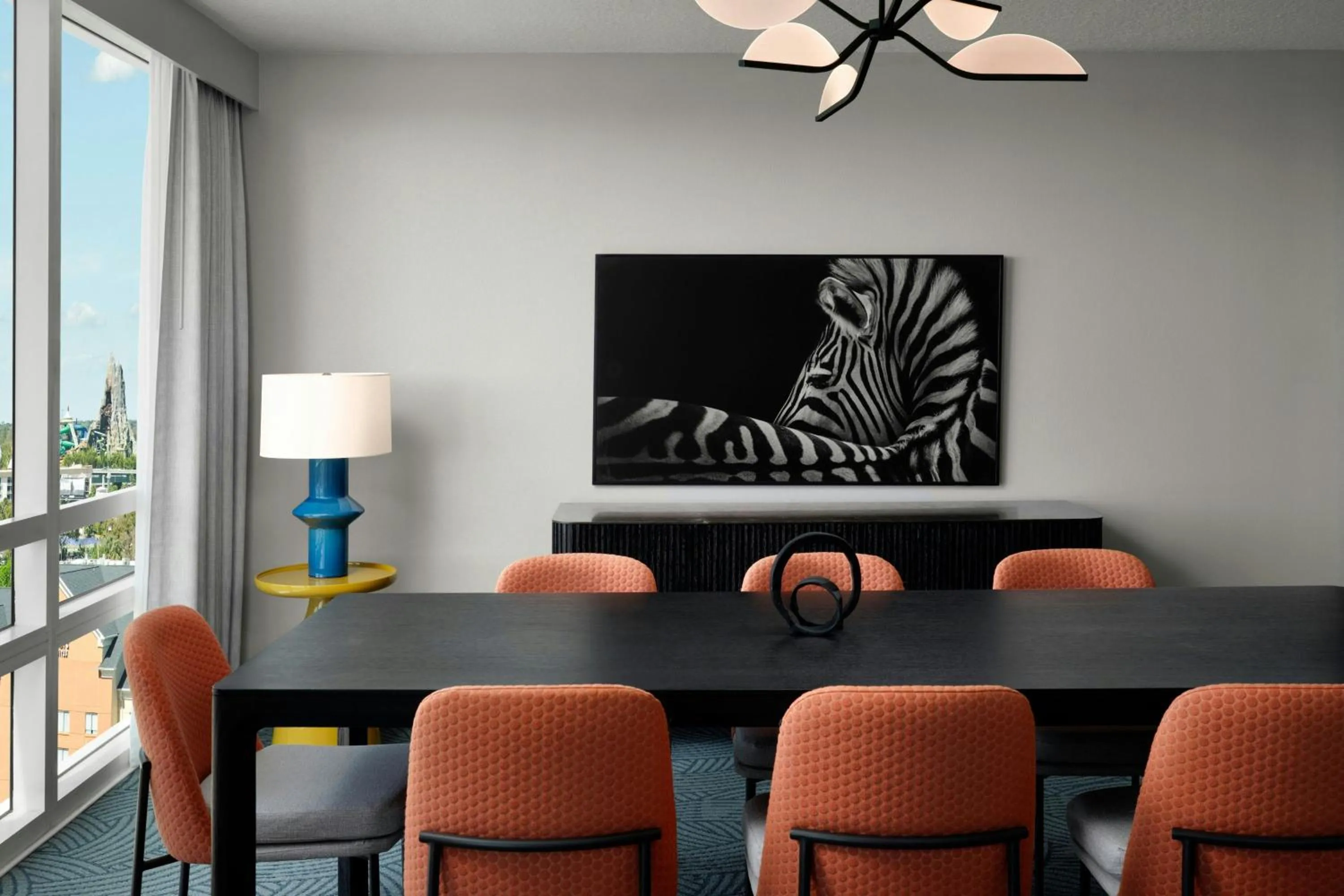 Bedroom in Hotel Landy Orlando Universal Blvd, a Tribute Portfolio Hotel