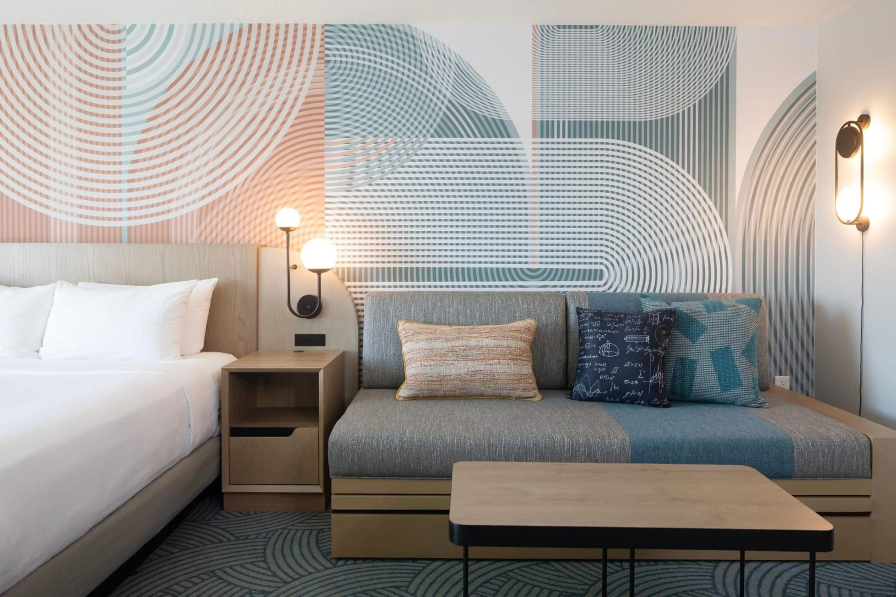 Photo of the whole room, Bed in Hotel Landy Orlando Universal Blvd, a Tribute Portfolio Hotel