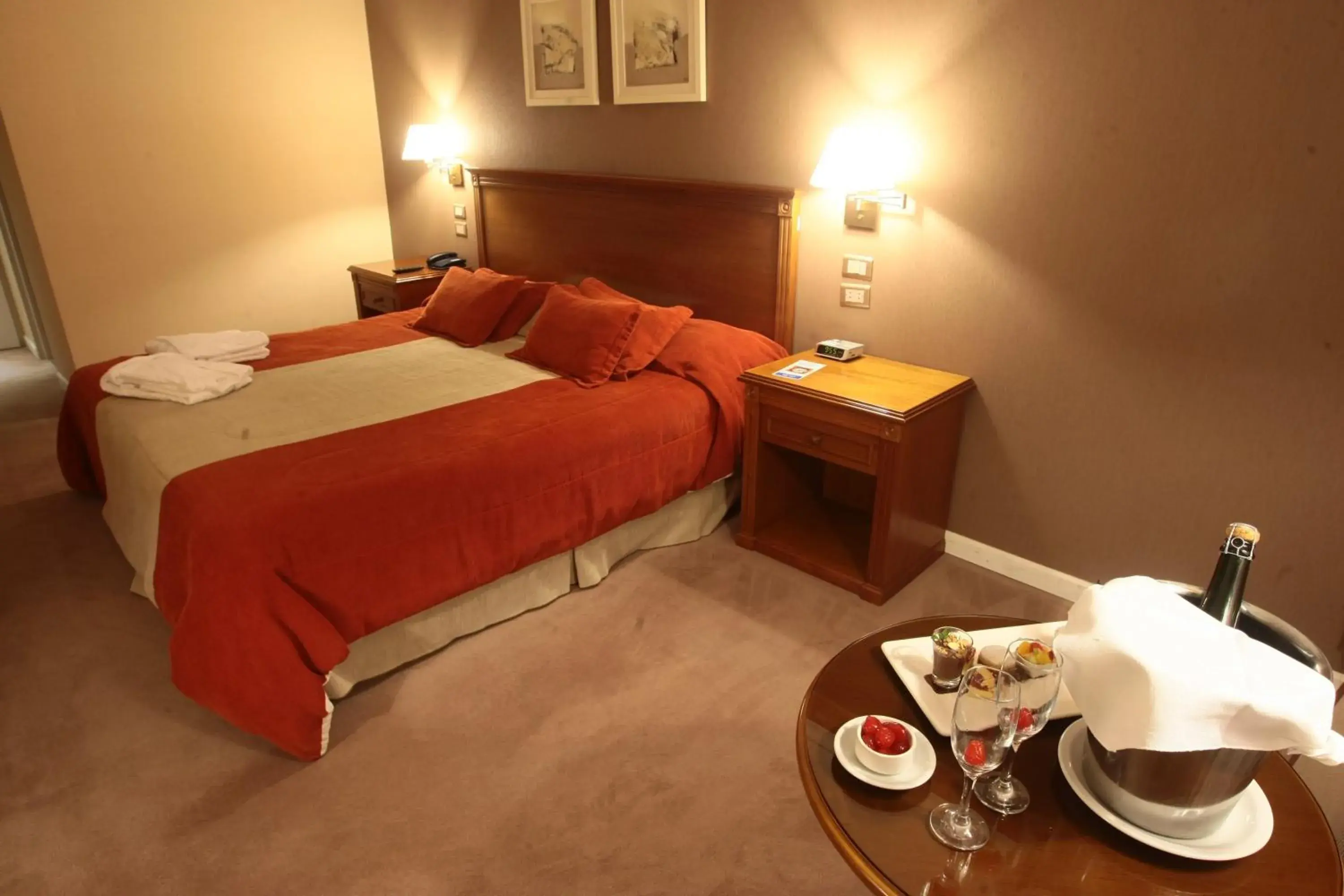 Executive Double King Room - single occupancy in Howard Johnson Villa María Hotel y Casino Executive Double King Room - single occupancy in Howard Johnson Villa María Hotel y Casino