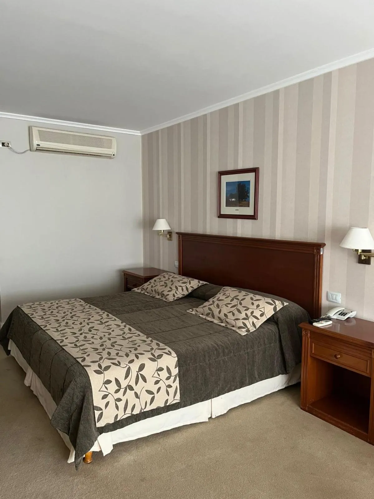 Bed in Howard Johnson Rio Ceballos Hotel y Casino