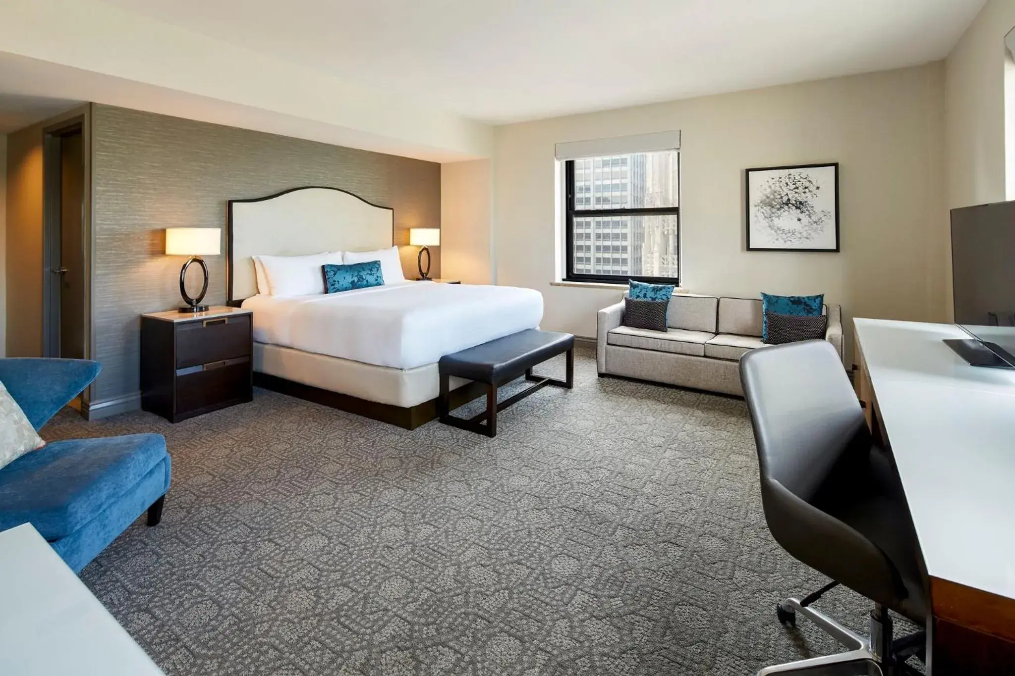 Premium King Room with Premier City View - Executive Tower in InterContinental Chicago Magnificent Mile by IHG Premium King Room with Premier City View - Executive Tower in InterContinental Chicago Magnificent Mile by IHG