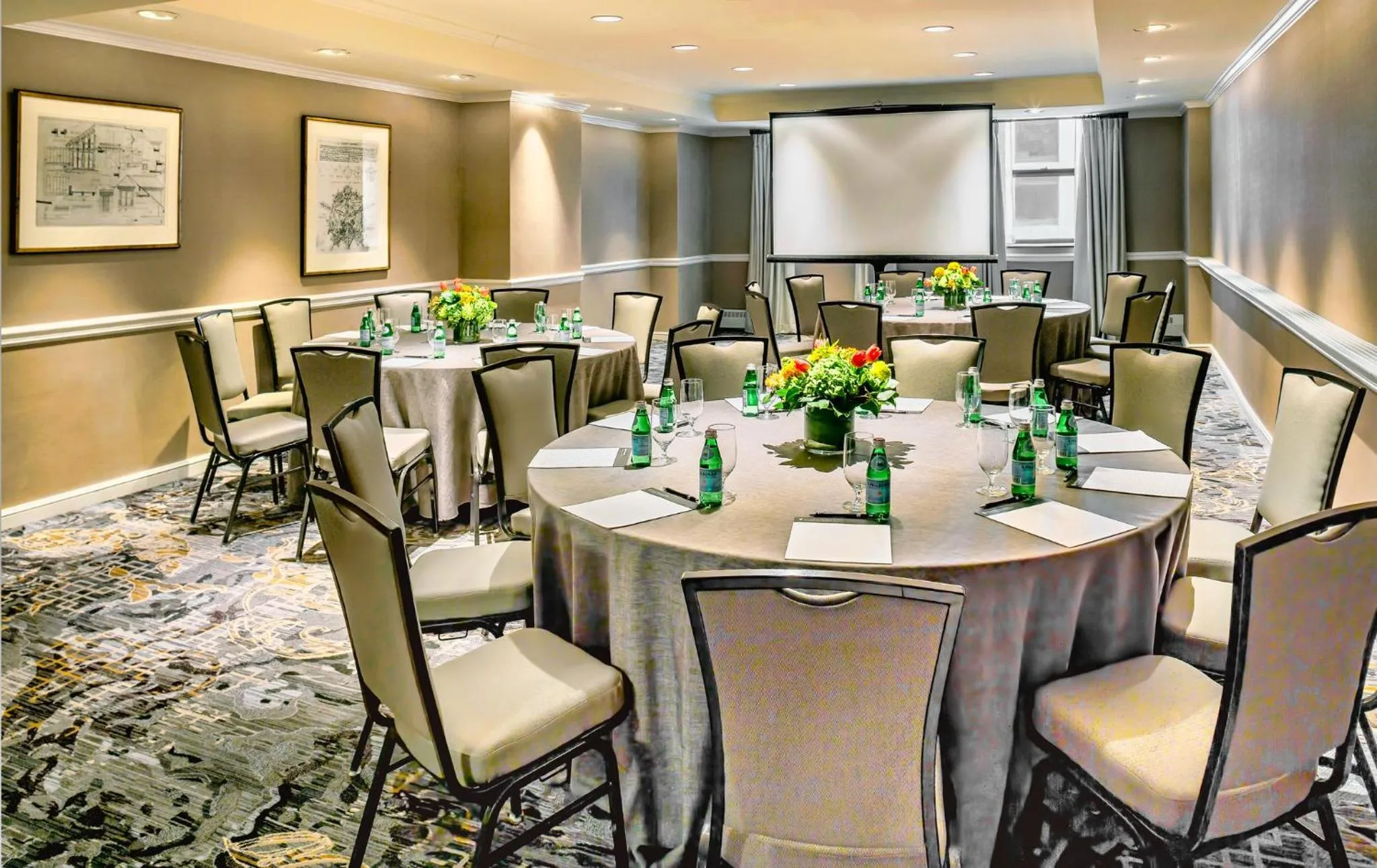 Meeting/conference room in InterContinental Chicago Magnificent Mile by IHG