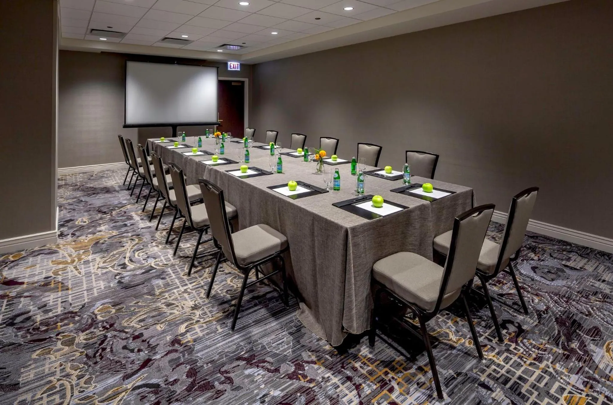 Meeting/conference room in InterContinental Chicago Magnificent Mile by IHG