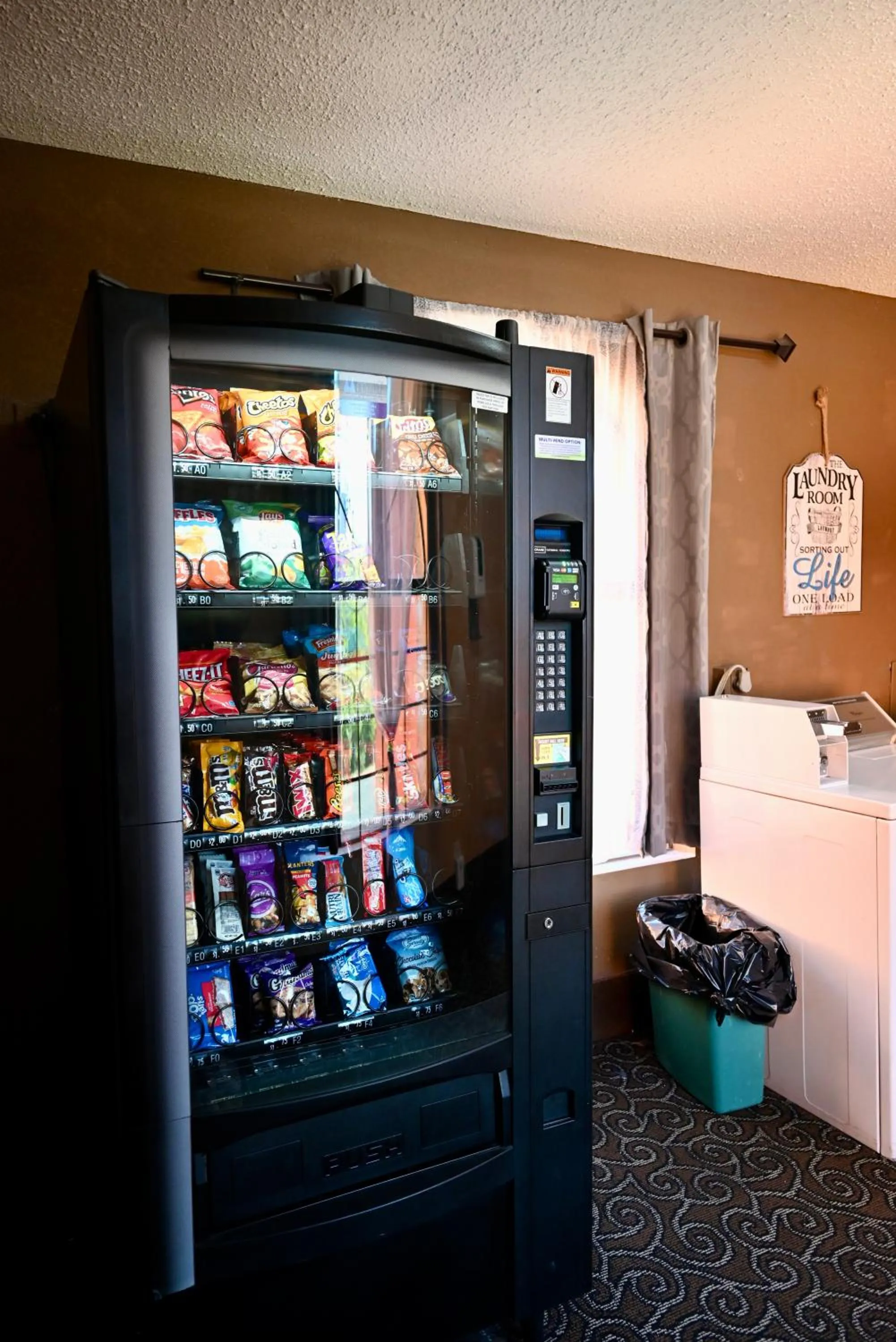 vending machine in Quality Inn & Suites I-35 near Frost Bank Center