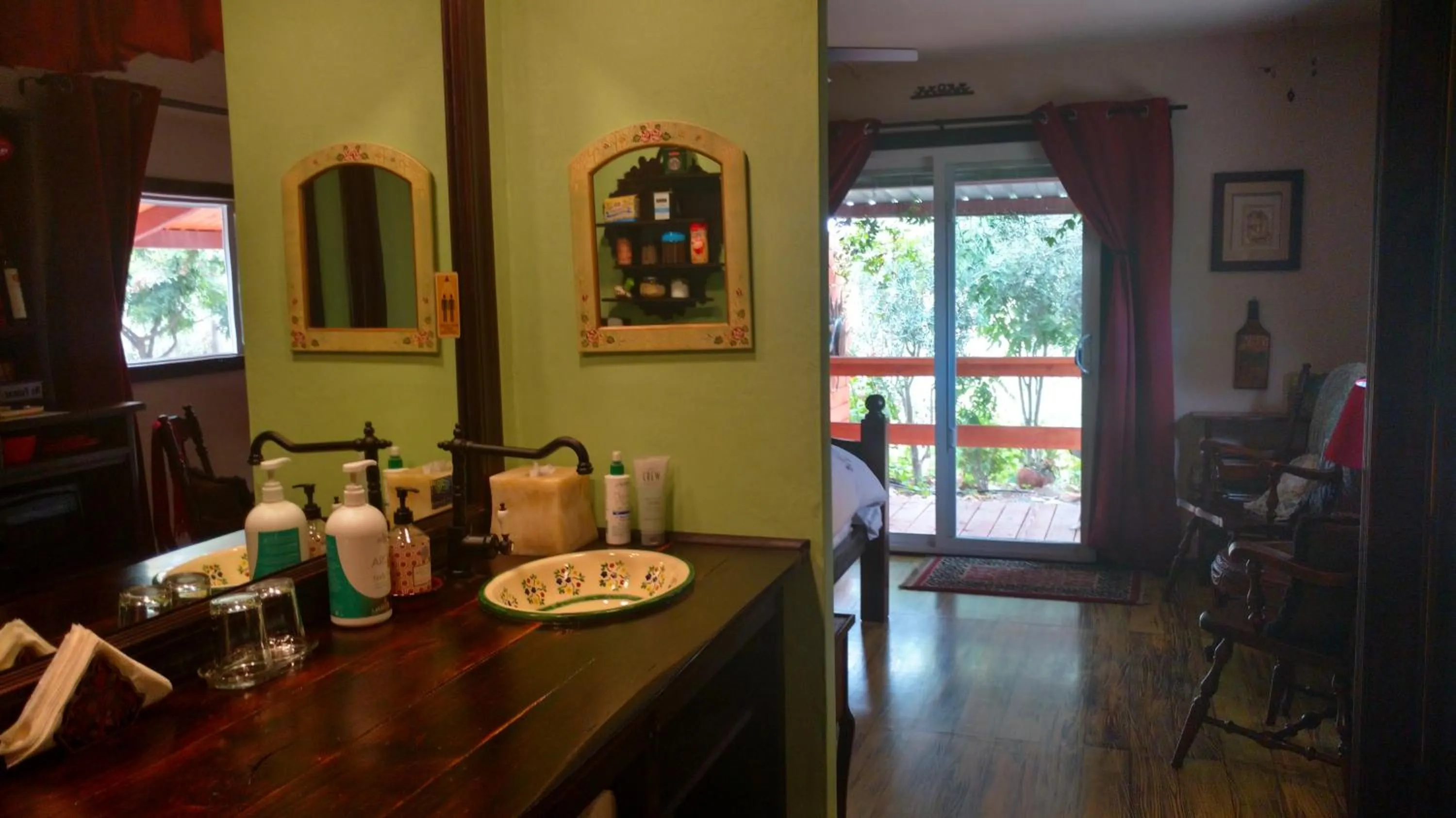 Vinofilia Wine Country Inn