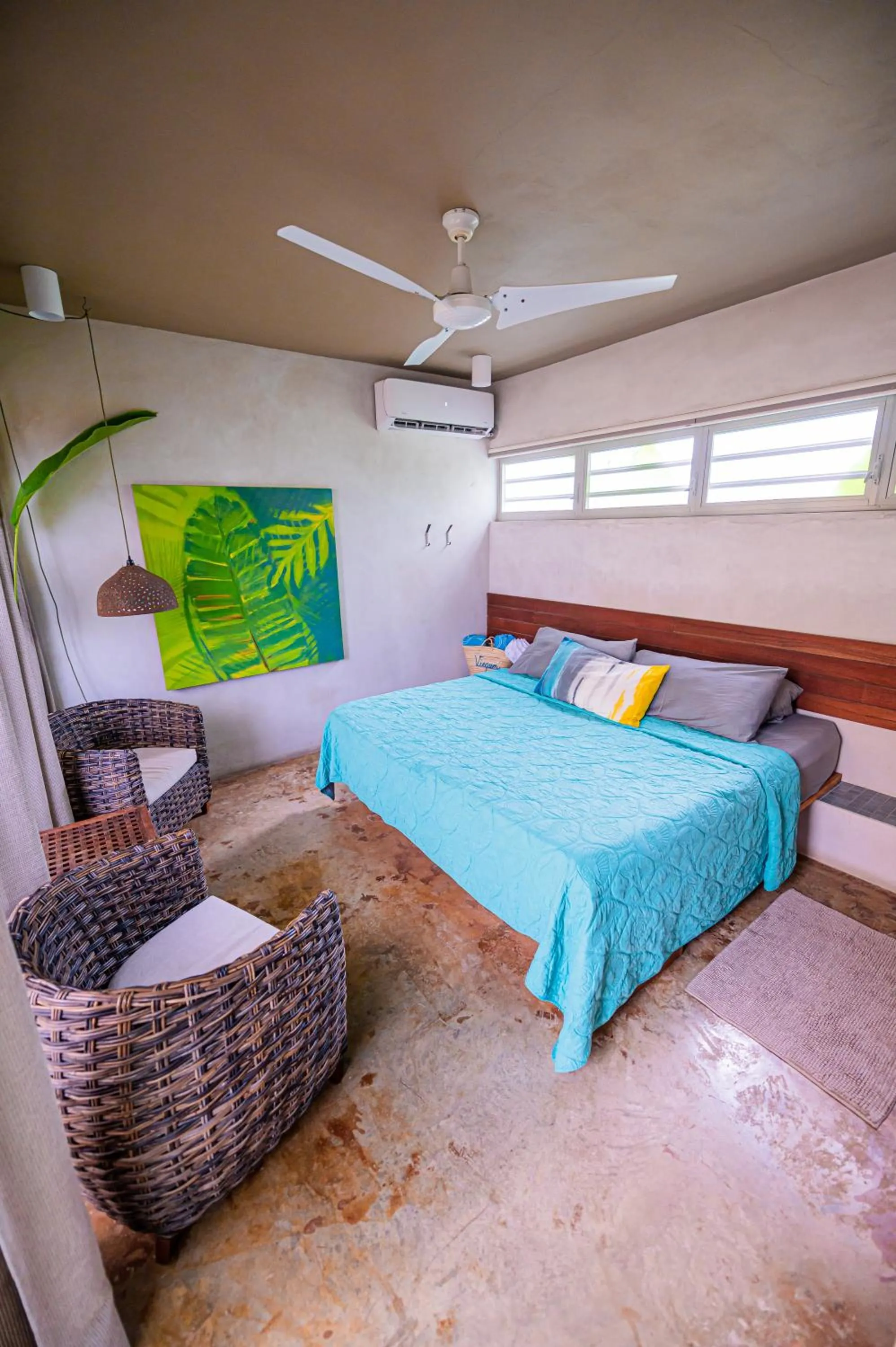 Bed in Casa de Amistad Guesthouse