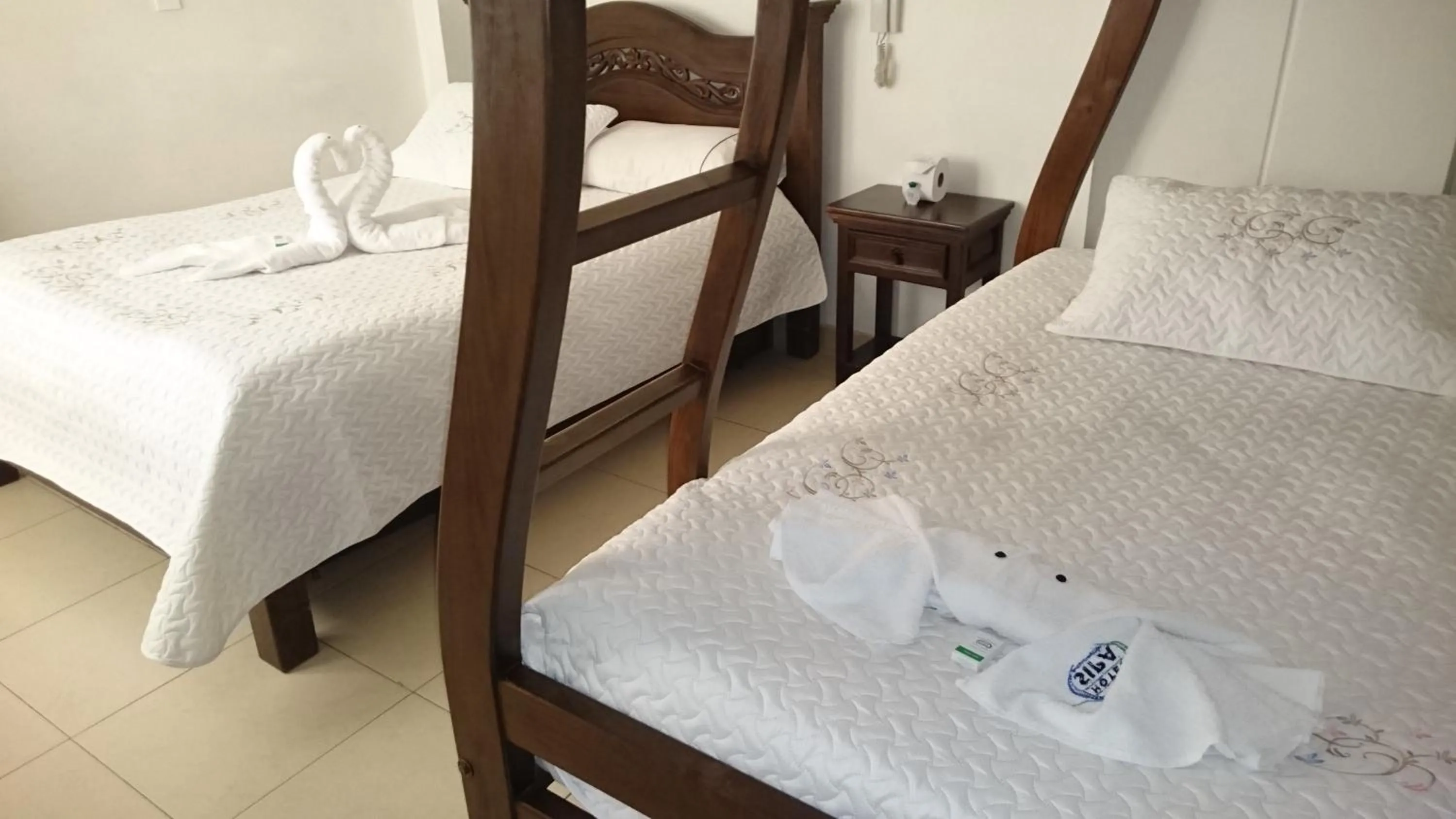 bunk bed, Bed in Hotel Sipa