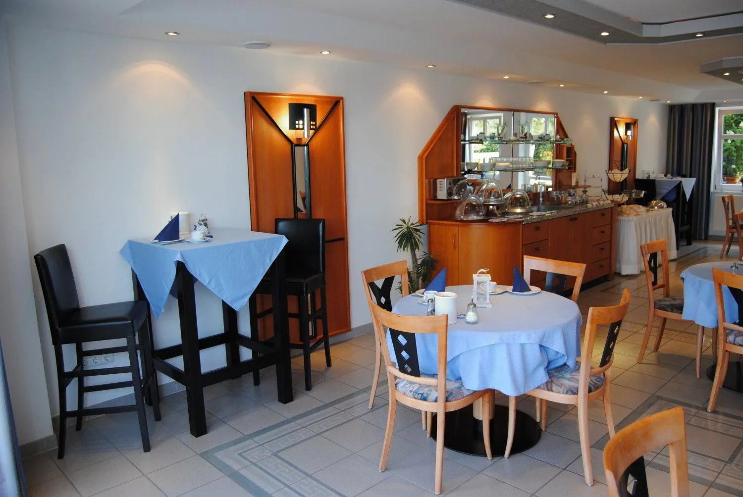 Restaurant/places to eat in Hotelpension Vitalis
