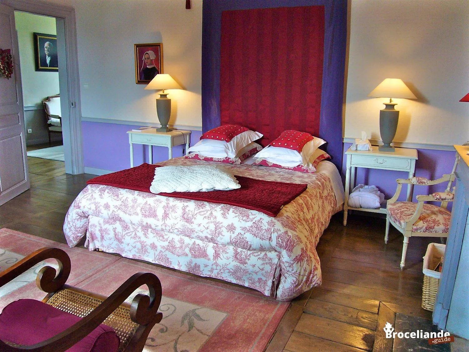 Photo of the whole room, Bed in Château Du Pin - Teritoria
