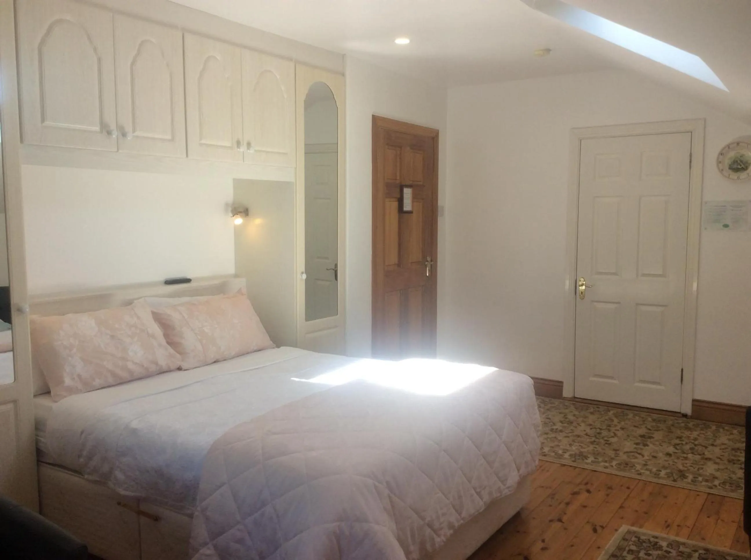 Bed in Rosdarrig Bed & Breakfast