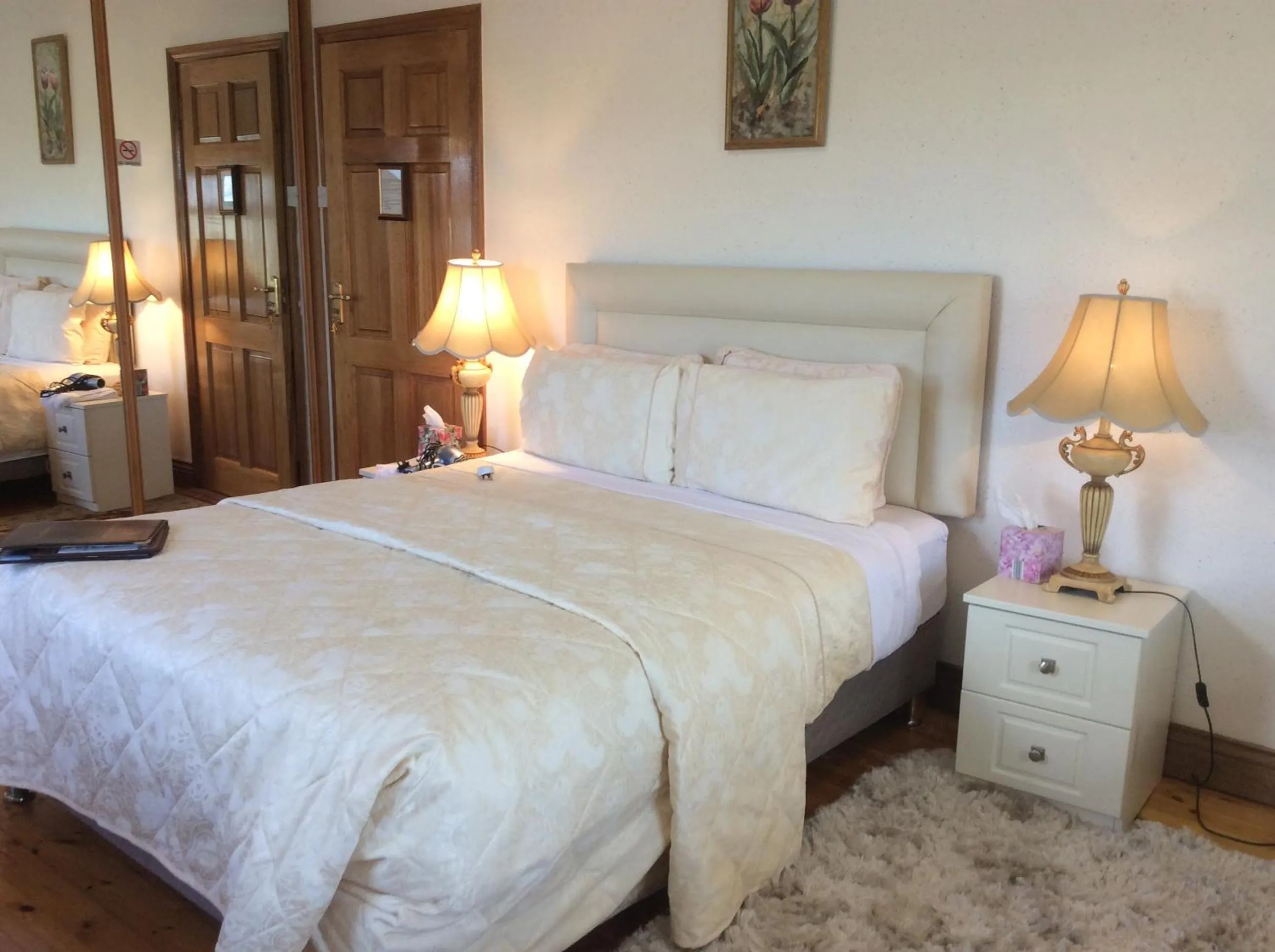 Bed in Rosdarrig Bed & Breakfast