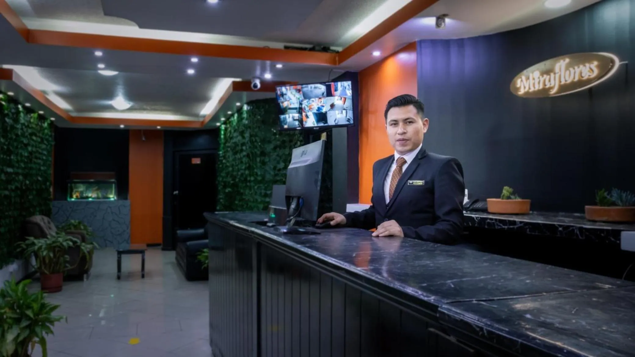 Property building in Hotel Miraflores