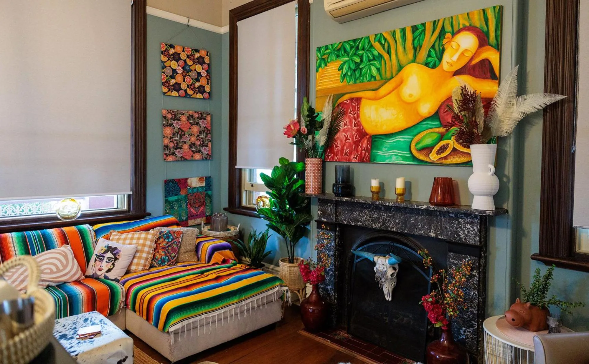 Lounge or bar, Bed in Kings and Queens Paterson