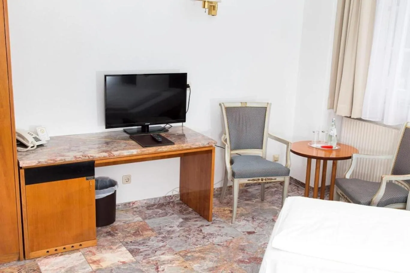 Seating area in Parkhotel Altenburg