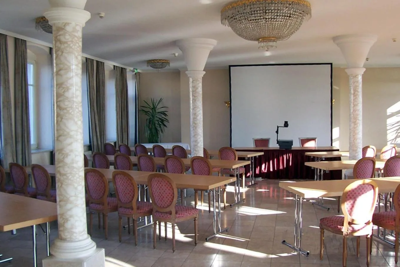 Meeting/conference room in Parkhotel Altenburg