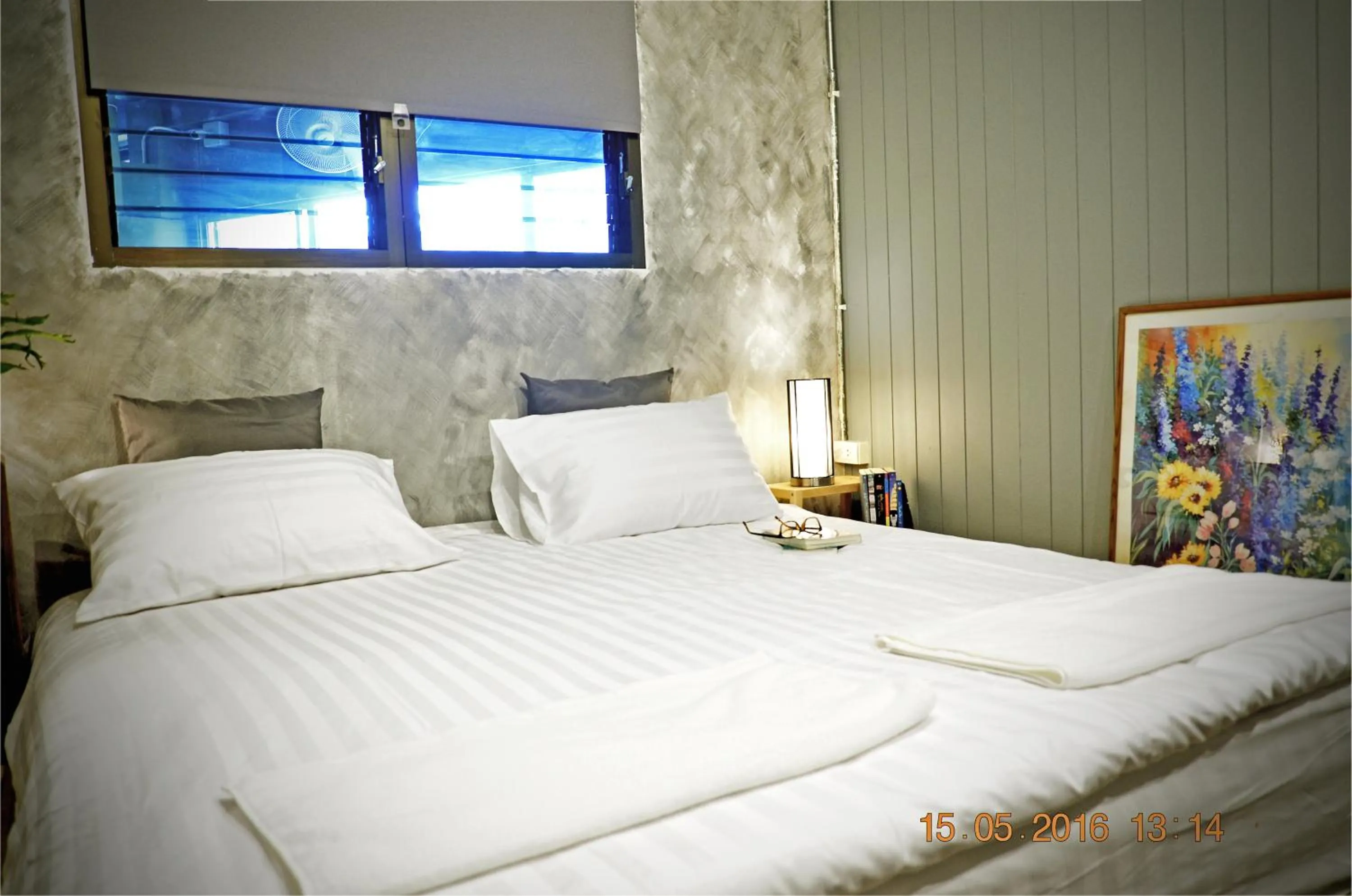 Bed in Goodfellas Thong lo Hostel #No Check-in after 5 pm-Please see check-in policy for details & notify landing time#