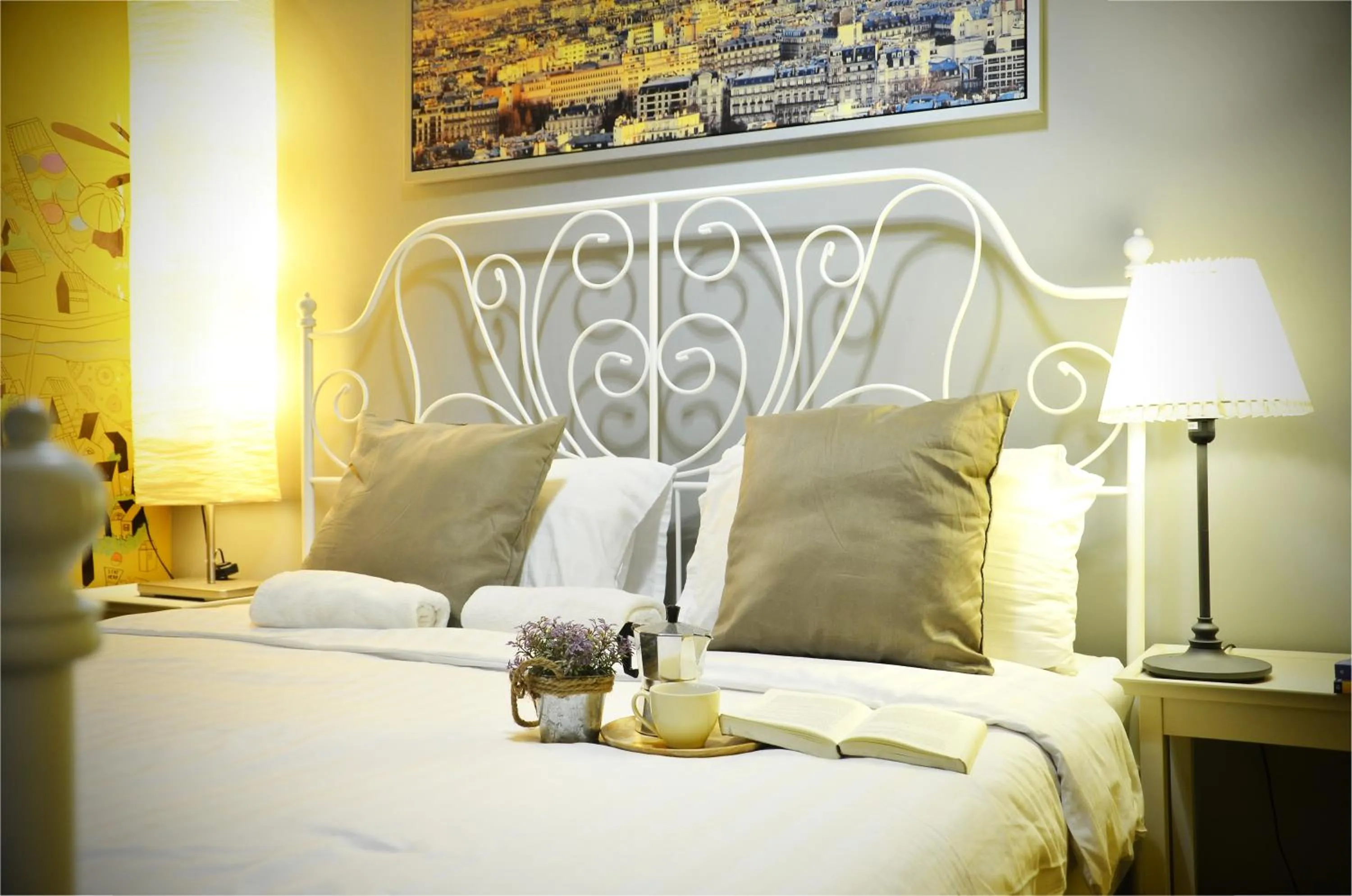 Bed in Goodfellas Thong lo Hostel #No Check-in after 5 pm-Please see check-in policy for details & notify landing time#