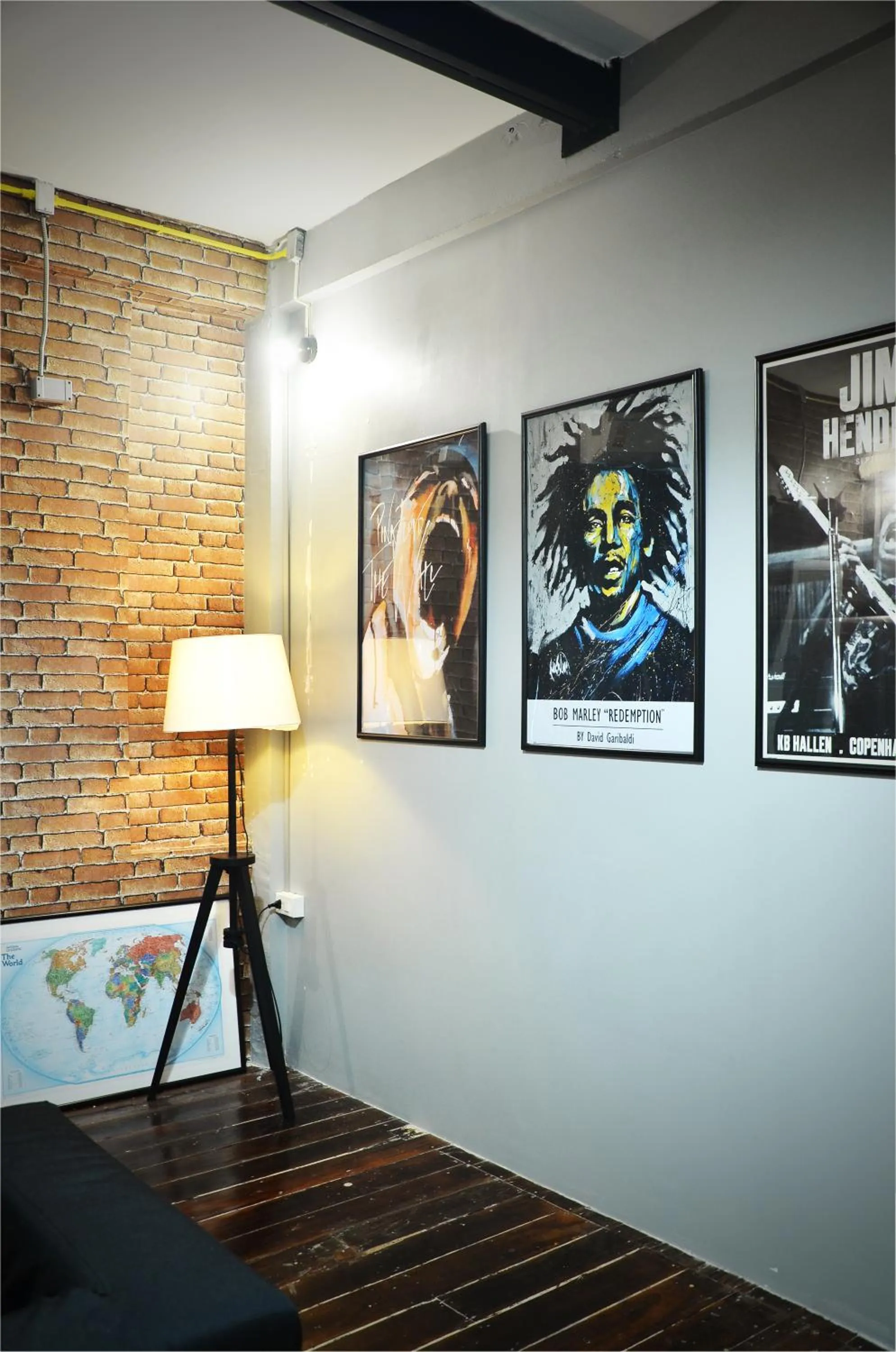 Decorative detail in Goodfellas Thong lo Hostel #No Check-in after 5 pm-Please see check-in policy for details & notify landing time#