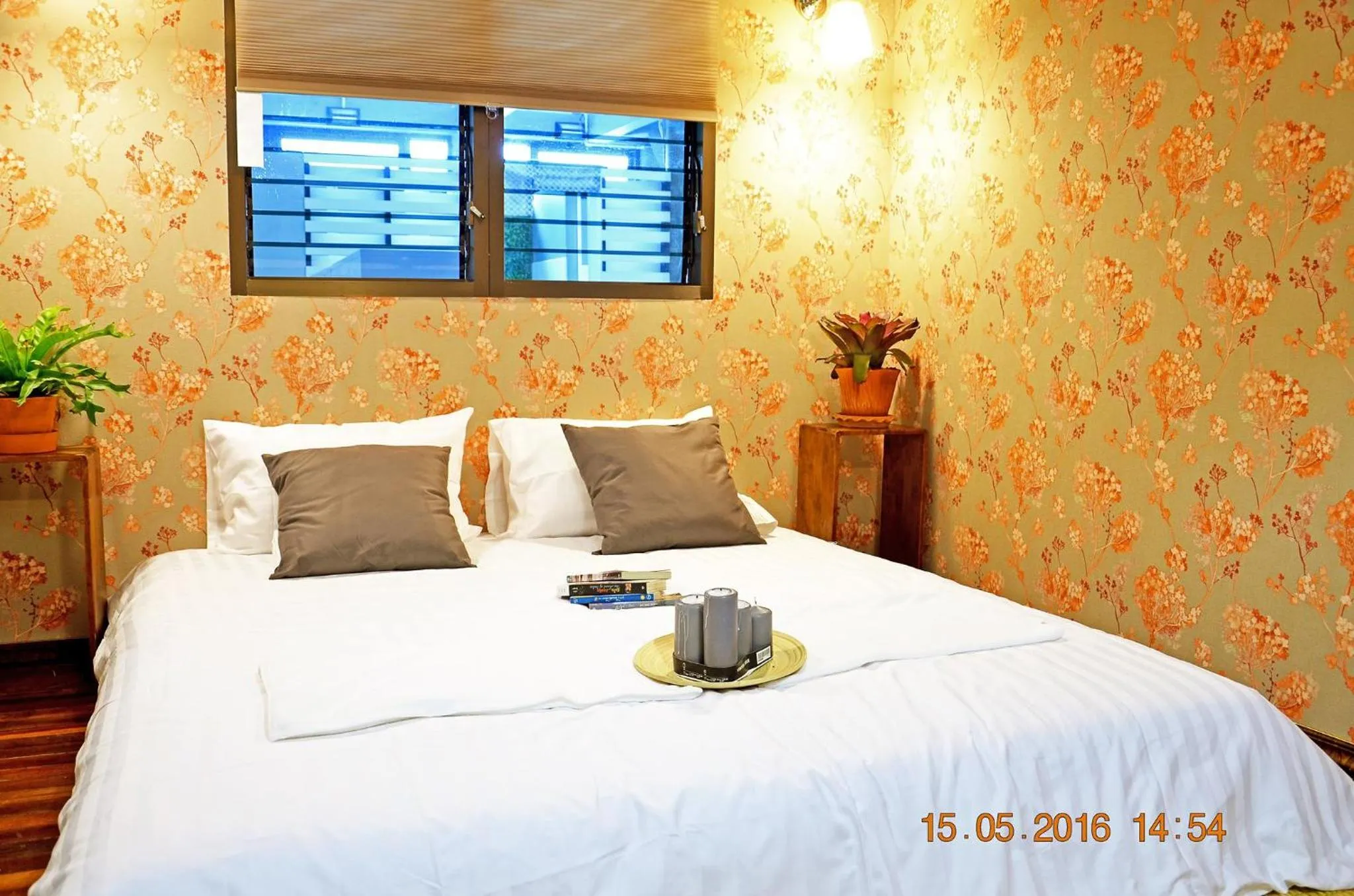 Bed in Goodfellas Thong lo Hostel #No Check-in after 5 pm-Please see check-in policy for details & notify landing time#