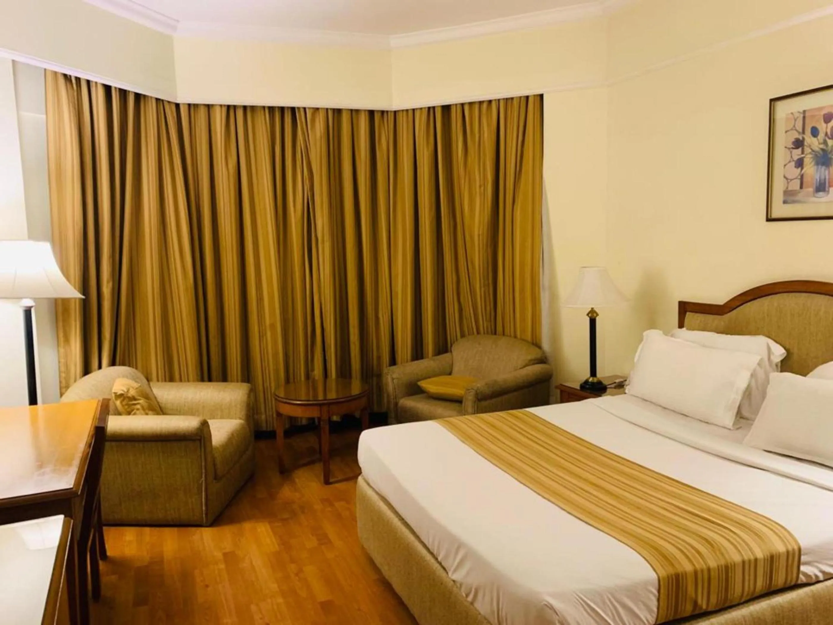Bedroom, Bed in Katriya Hotel and Tower