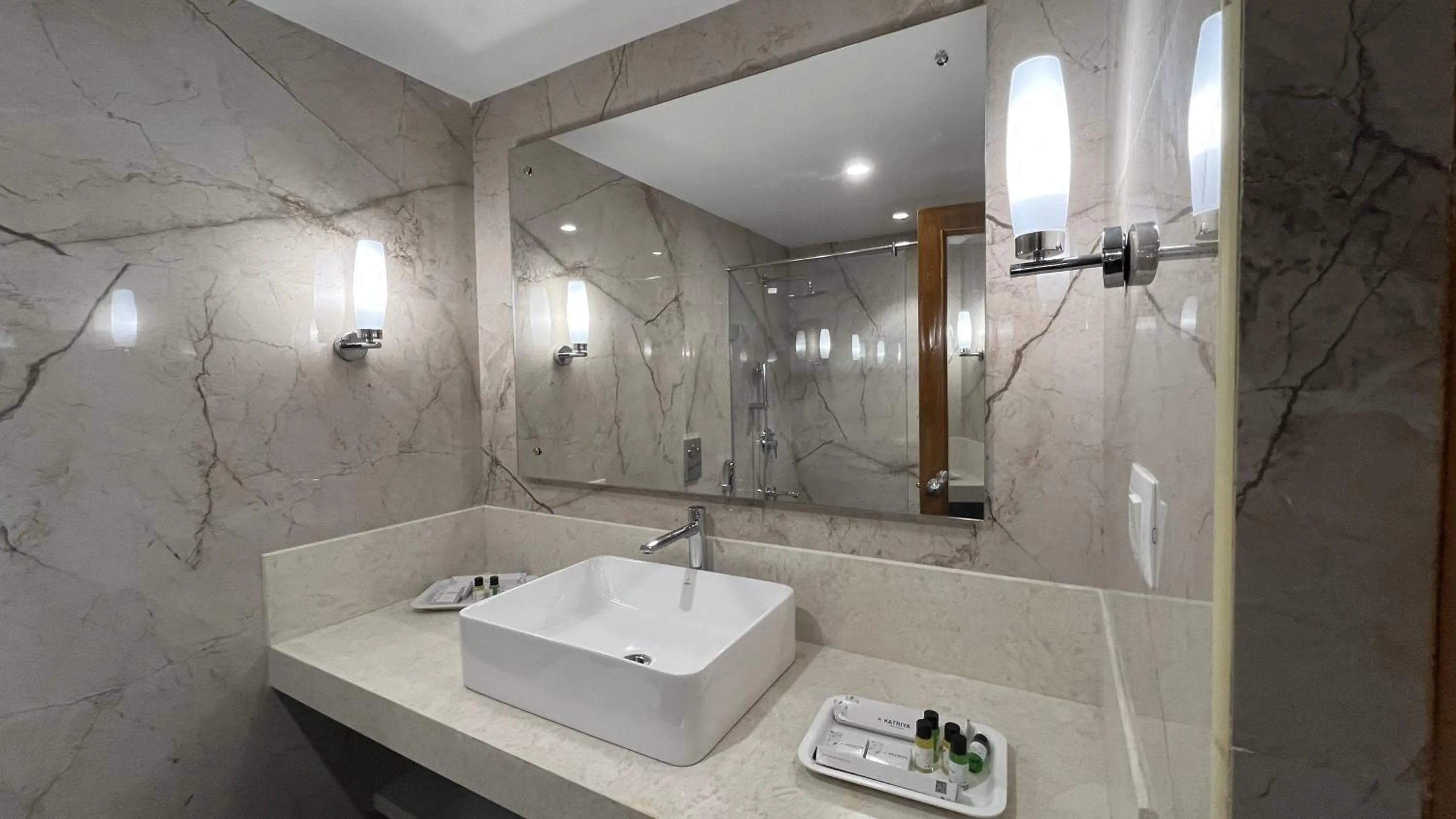 Bathroom in Katriya Hotel and Tower