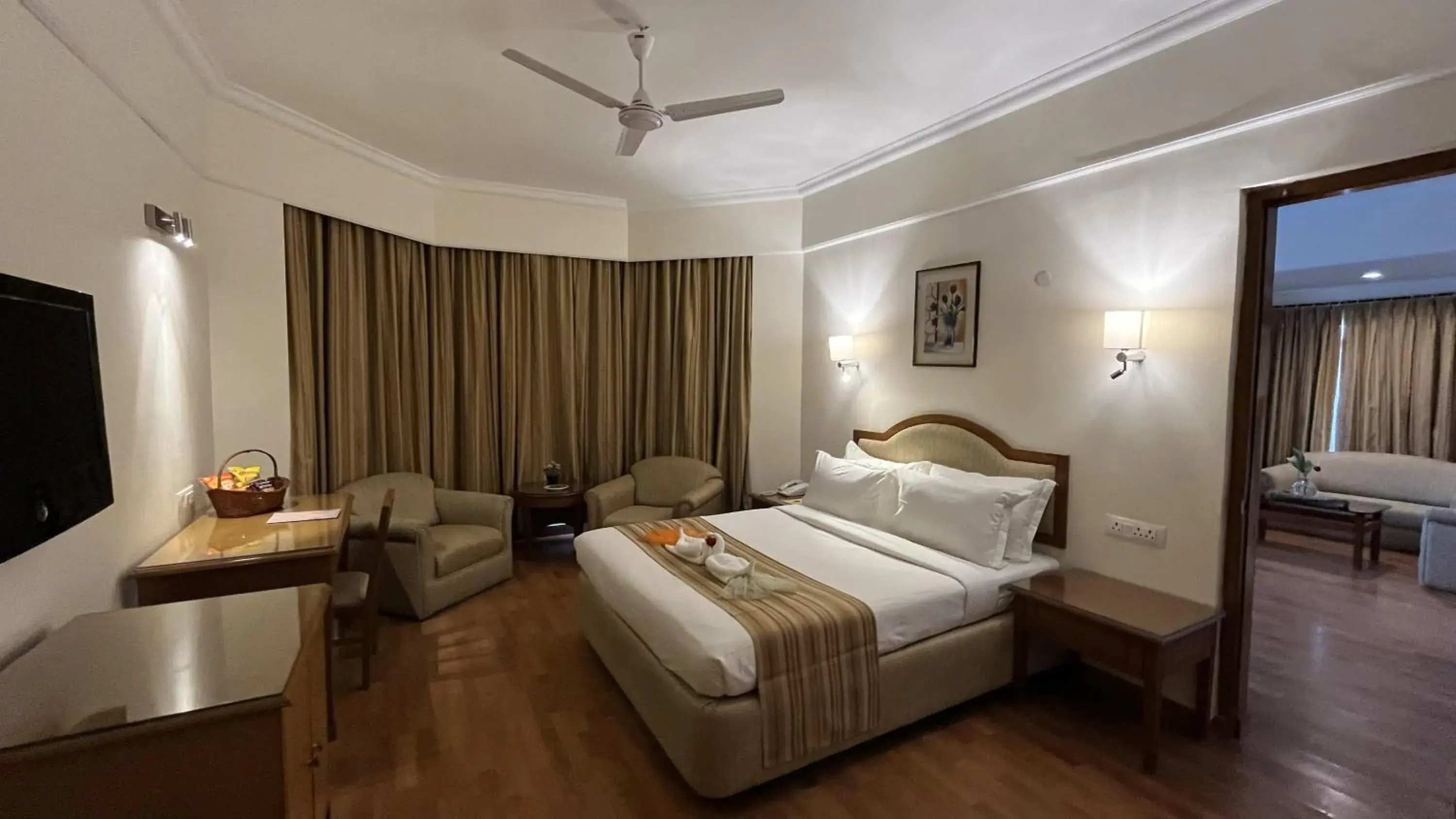 Deluxe Queen Suite with Early check-in and late check-out 2 hrs. (Subject to availability), 2 pieces of ironing, 25% credit Spa - single occupancy in Katriya Hotel and Tower Deluxe Queen Suite with Early check-in and late check-out 2 hrs. (Subject to availability), 2 pieces of ironing, 25% credit Spa - single occupancy in Katriya Hotel and Tower